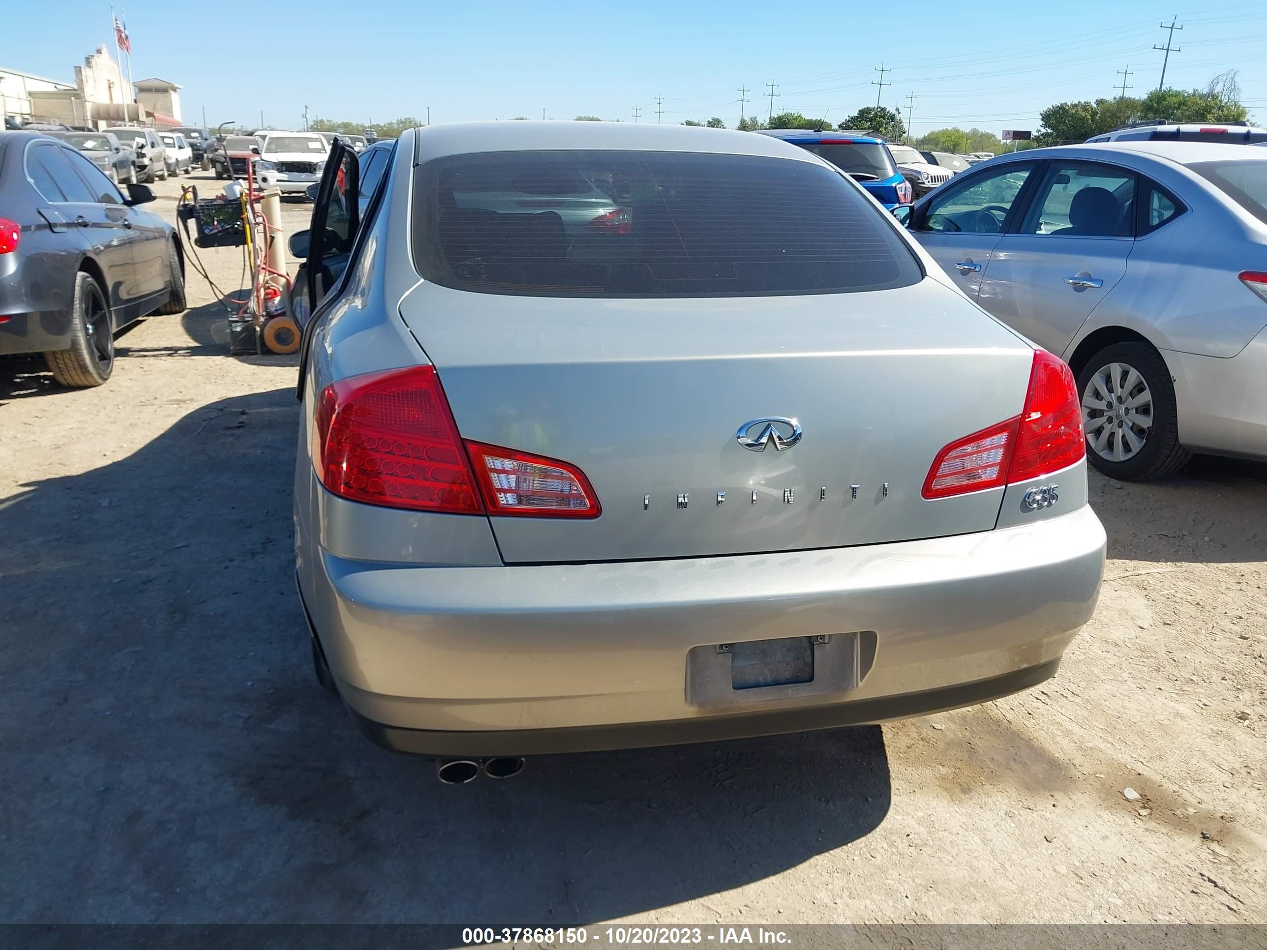 Photo 15 VIN: JNKCV51E24M607147 - INFINITI G 