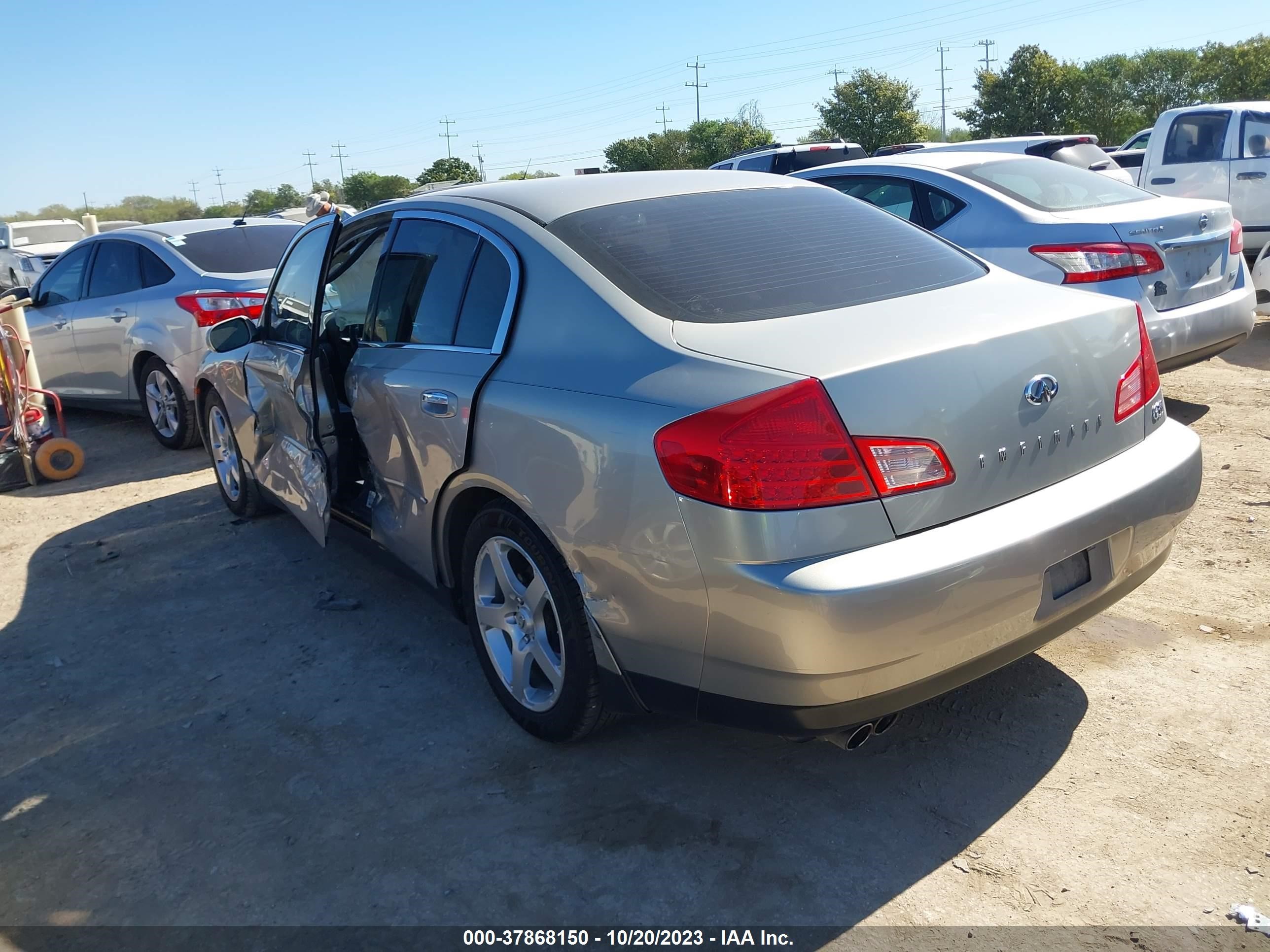 Photo 2 VIN: JNKCV51E24M607147 - INFINITI G 