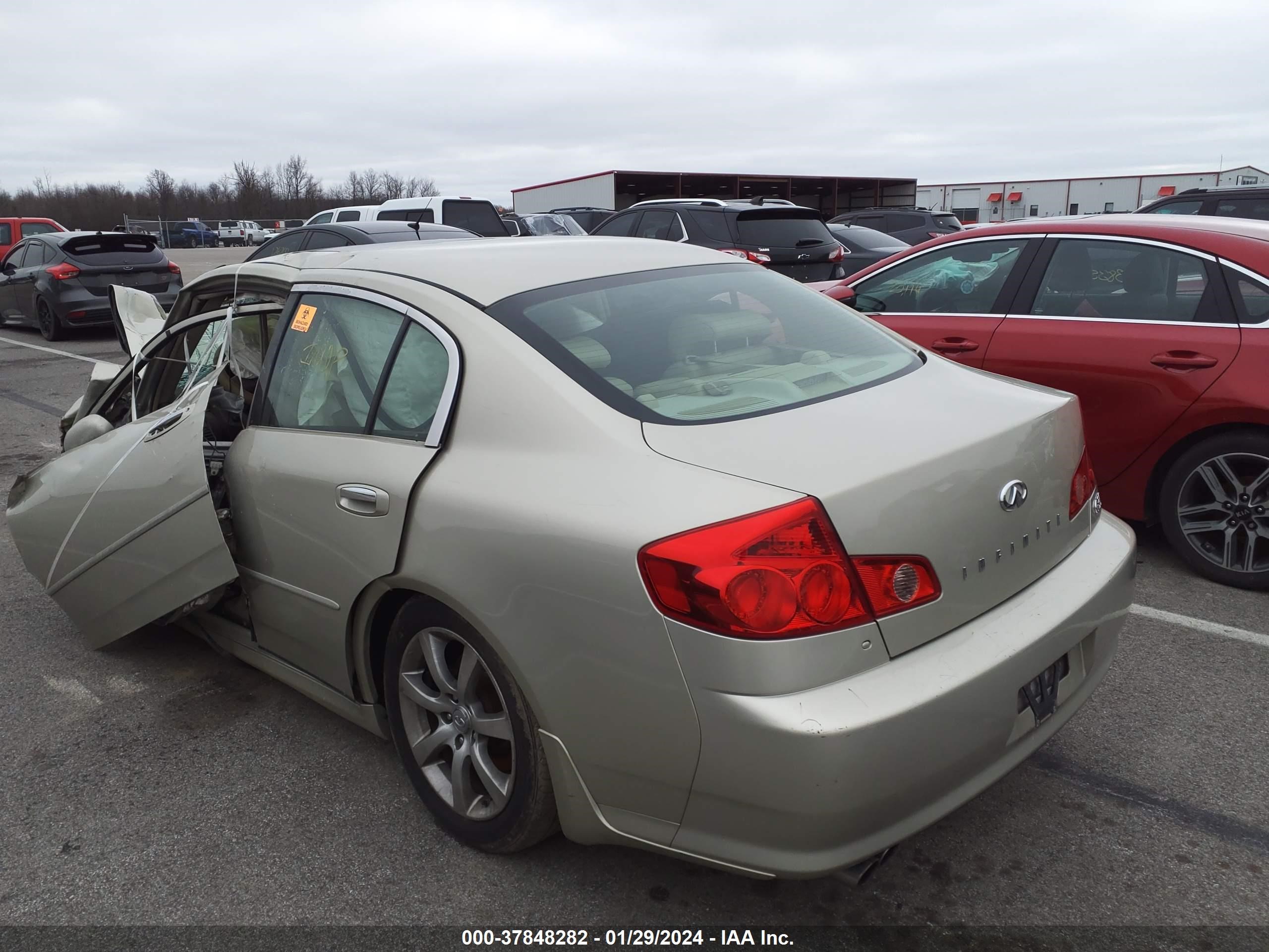 Photo 2 VIN: JNKCV51E26M507553 - INFINITI G 