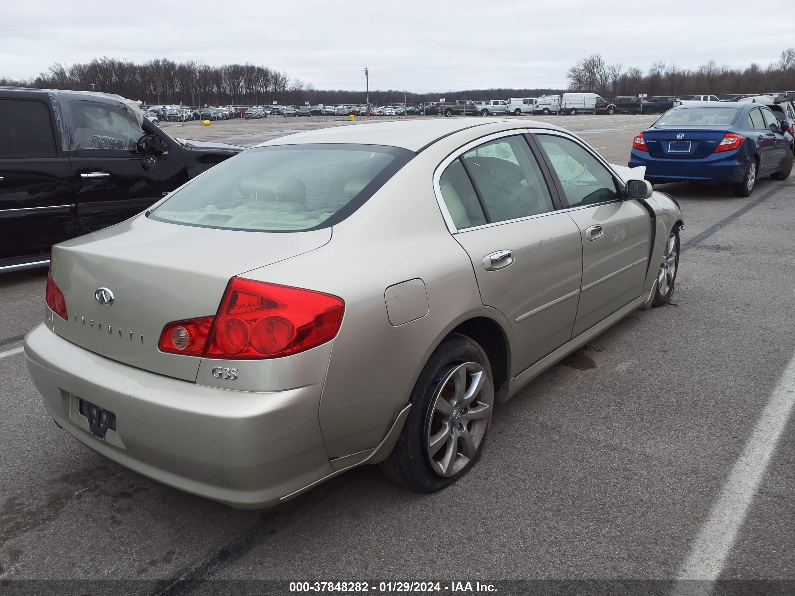 Photo 3 VIN: JNKCV51E26M507553 - INFINITI G 