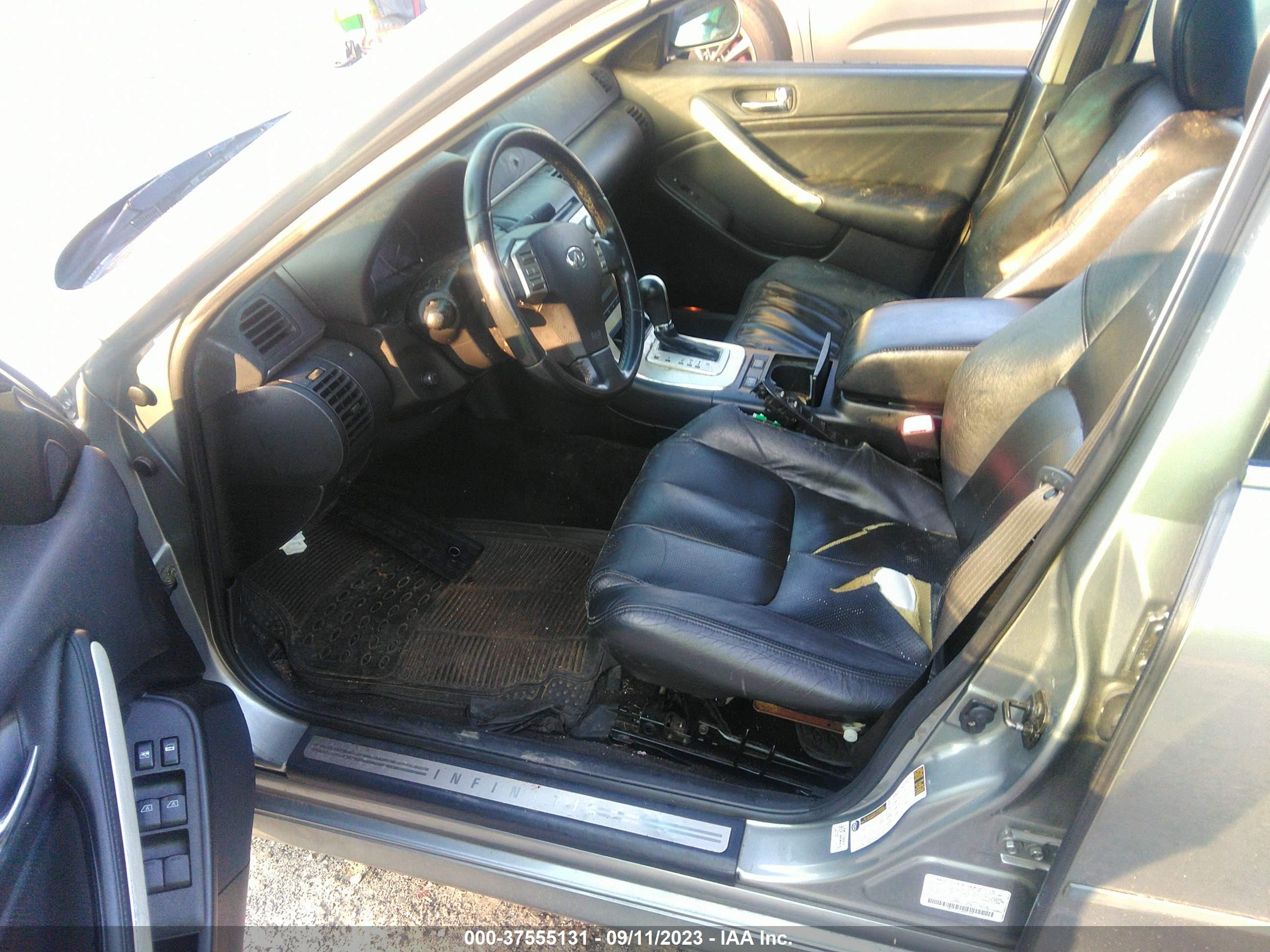 Photo 4 VIN: JNKCV51E26M514065 - INFINITI G 