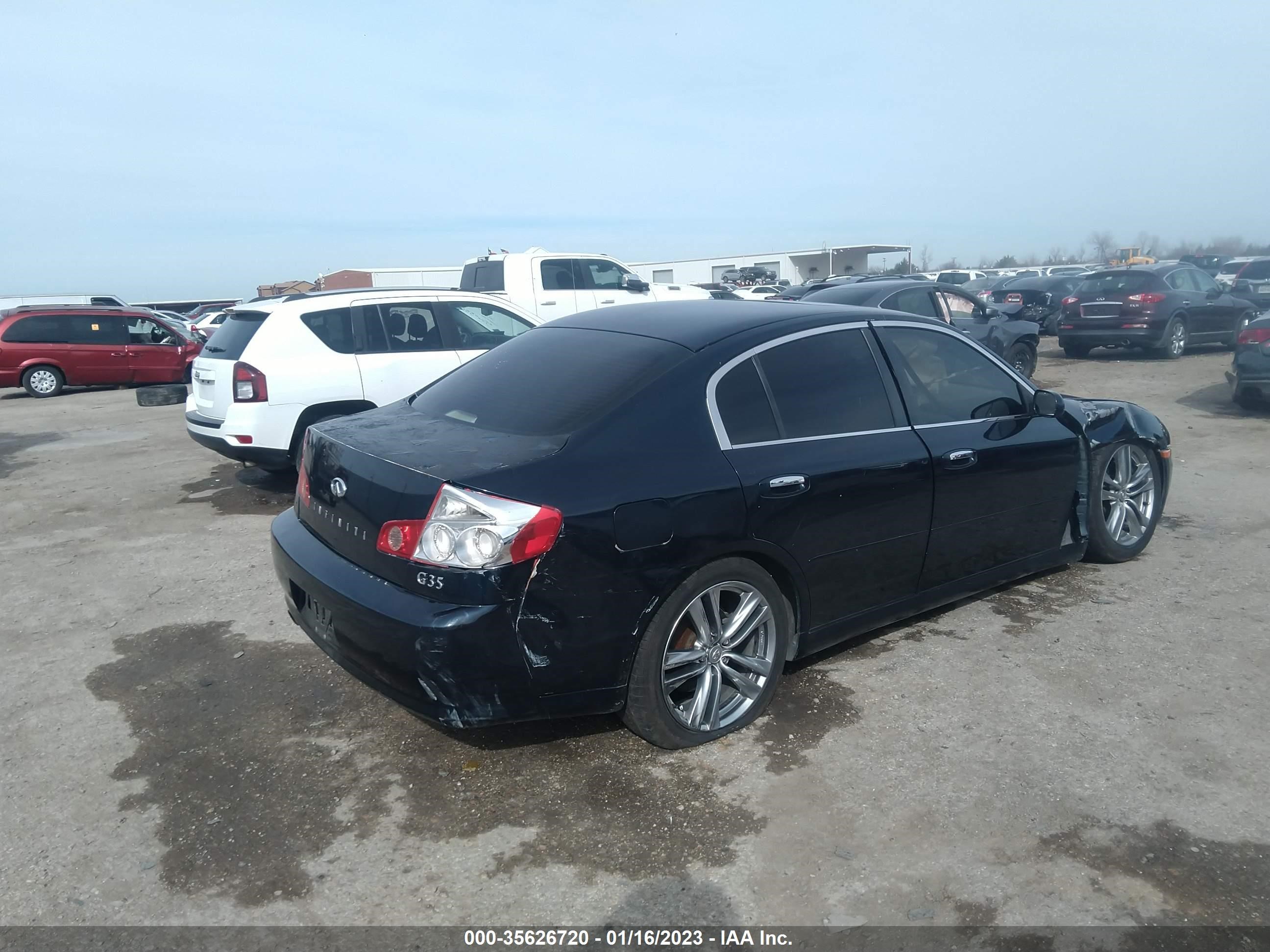 Photo 3 VIN: JNKCV51E55M207035 - INFINITI G 