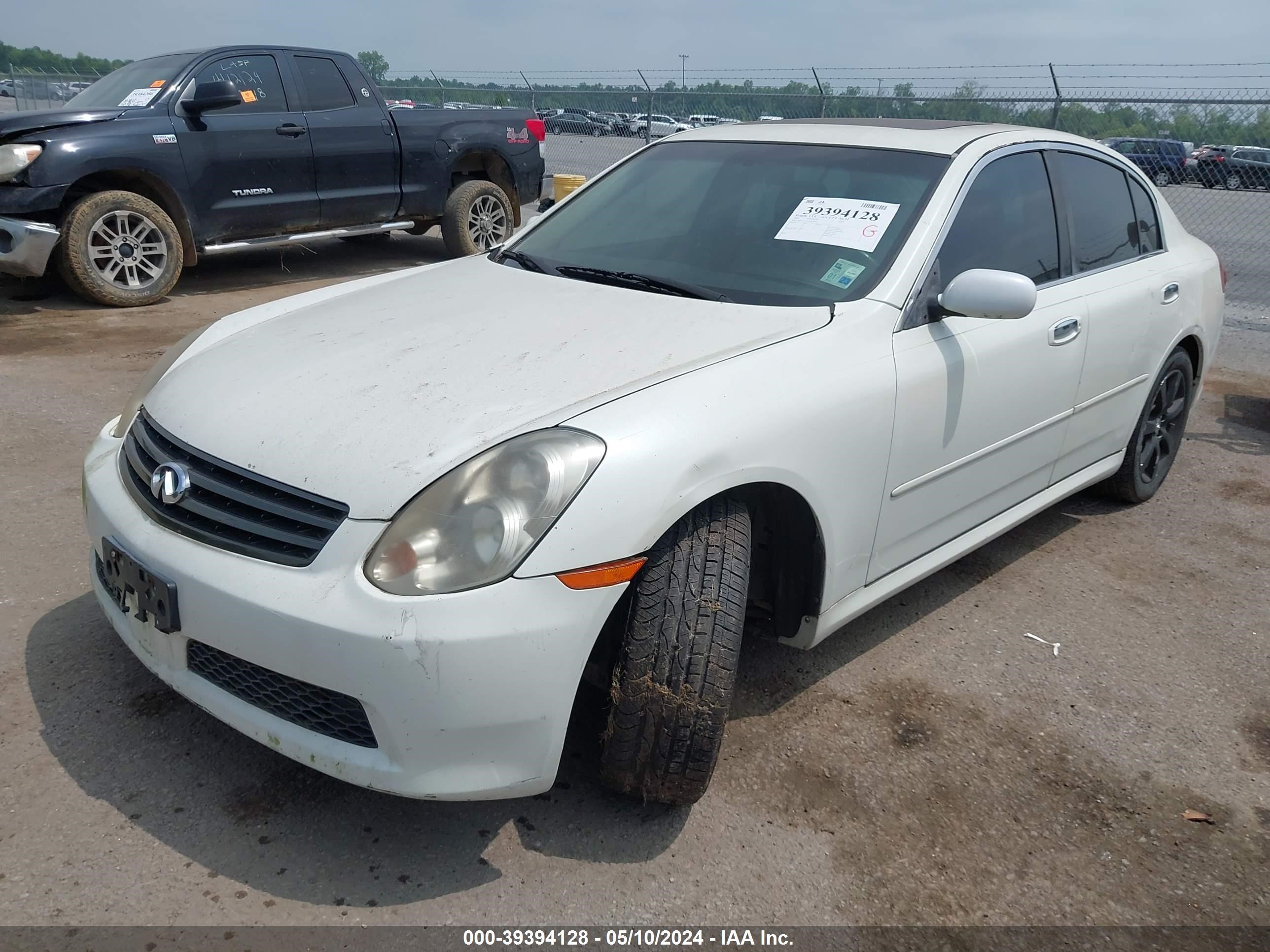 Photo 1 VIN: JNKCV51E65M202152 - INFINITI G 