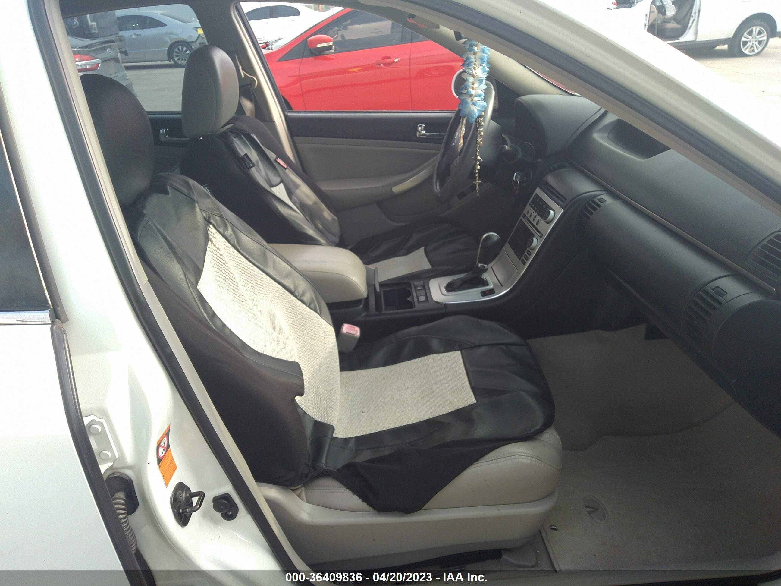 Photo 4 VIN: JNKCV51E76M511985 - INFINITI G 