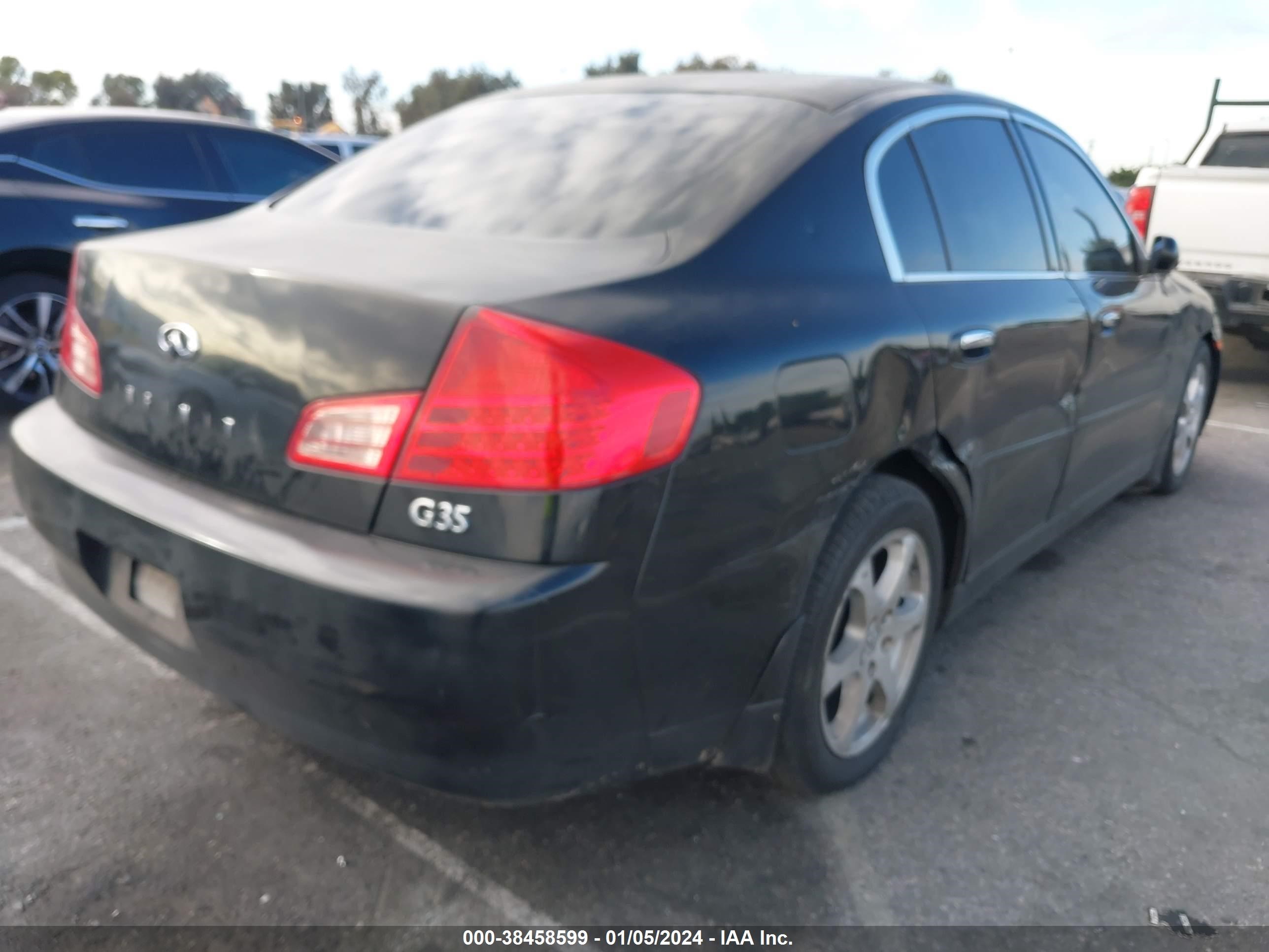 Photo 3 VIN: JNKCV51E94M110628 - INFINITI G 