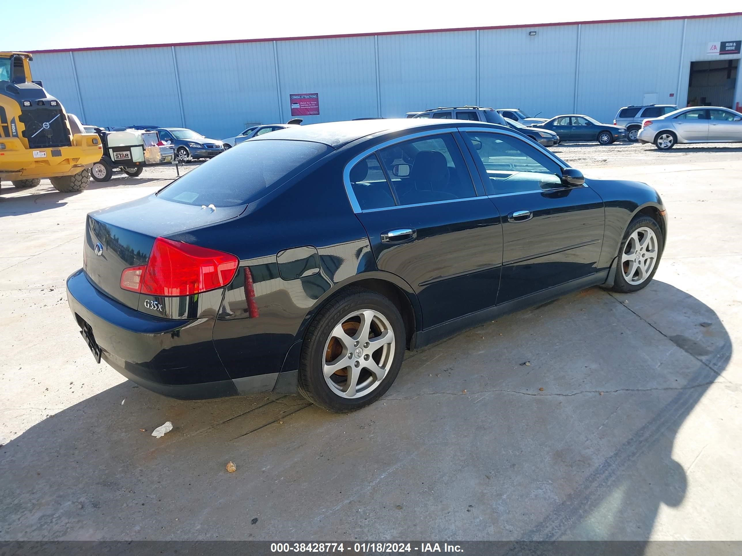 Photo 3 VIN: JNKCV51F84M704958 - INFINITI G 