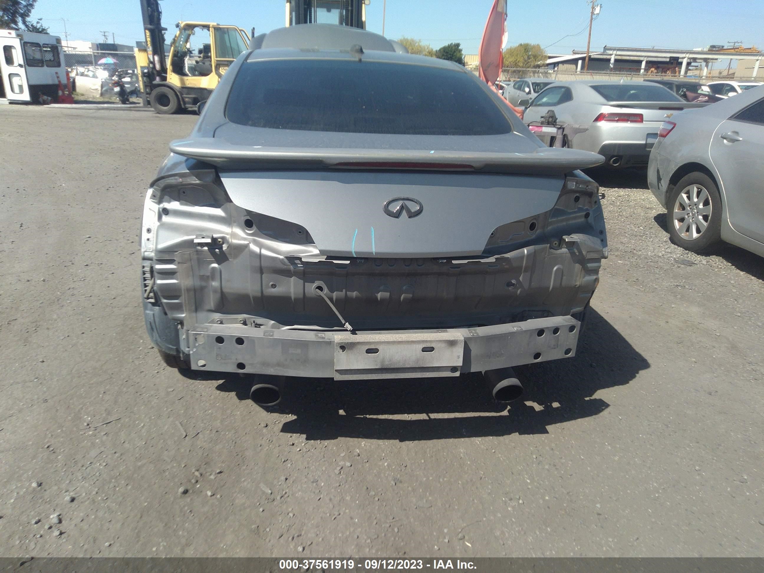 Photo 5 VIN: JNKCV54E04M814437 - INFINITI G 