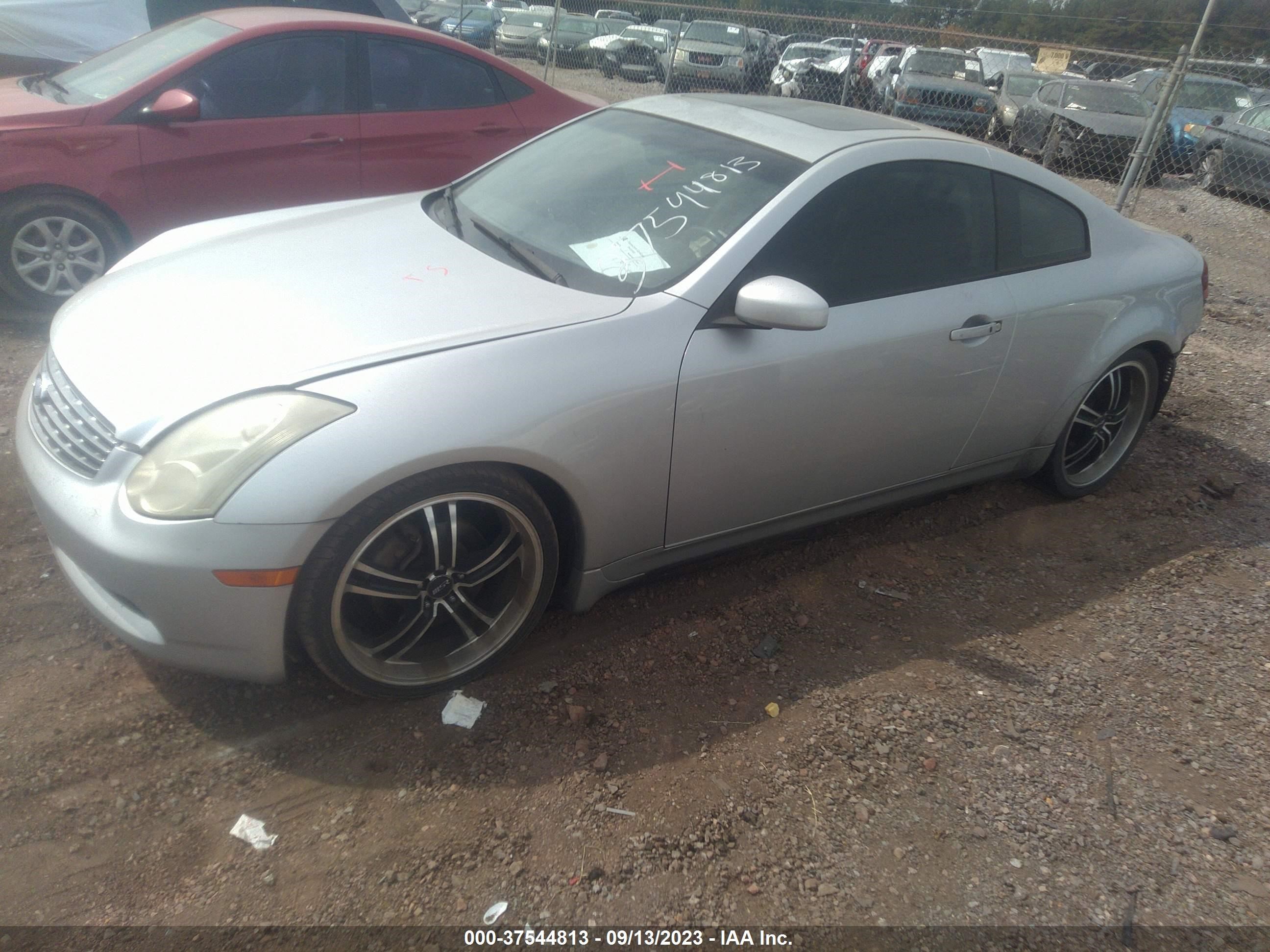 Photo 1 VIN: JNKCV54E07M906782 - INFINITI G 