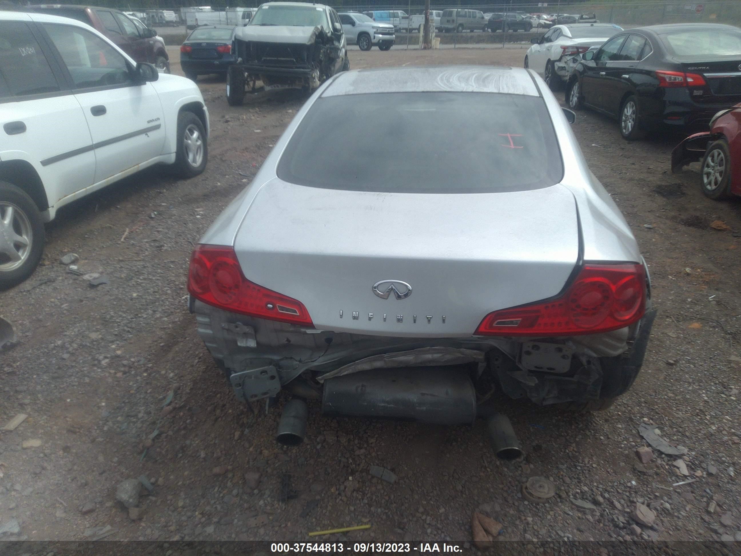 Photo 15 VIN: JNKCV54E07M906782 - INFINITI G 