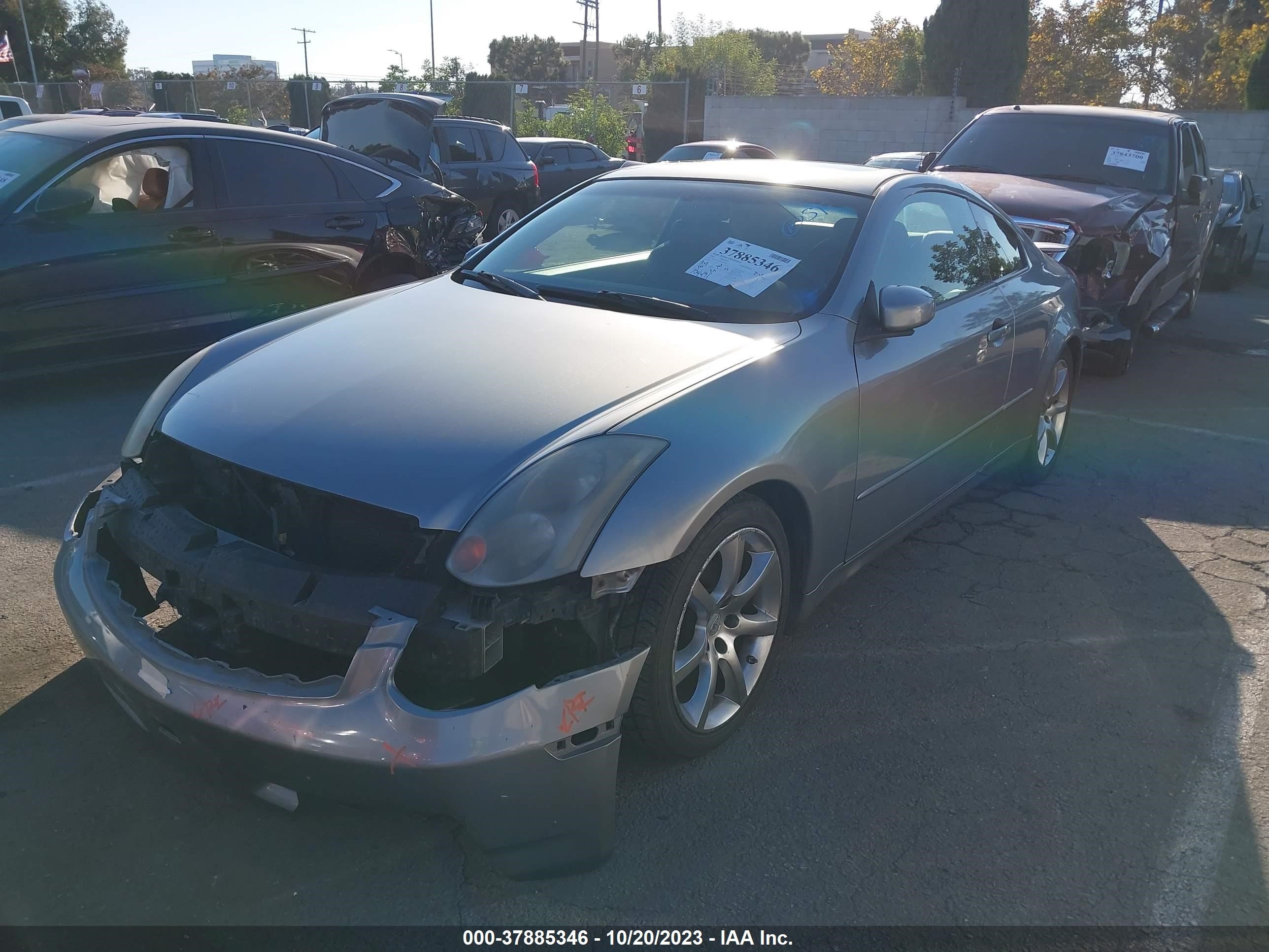 Photo 1 VIN: JNKCV54E34M302686 - INFINITI G 