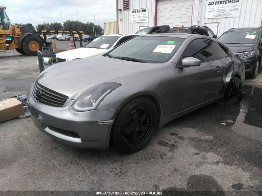 Photo 1 VIN: JNKCV54E34M802525 - INFINITI G 