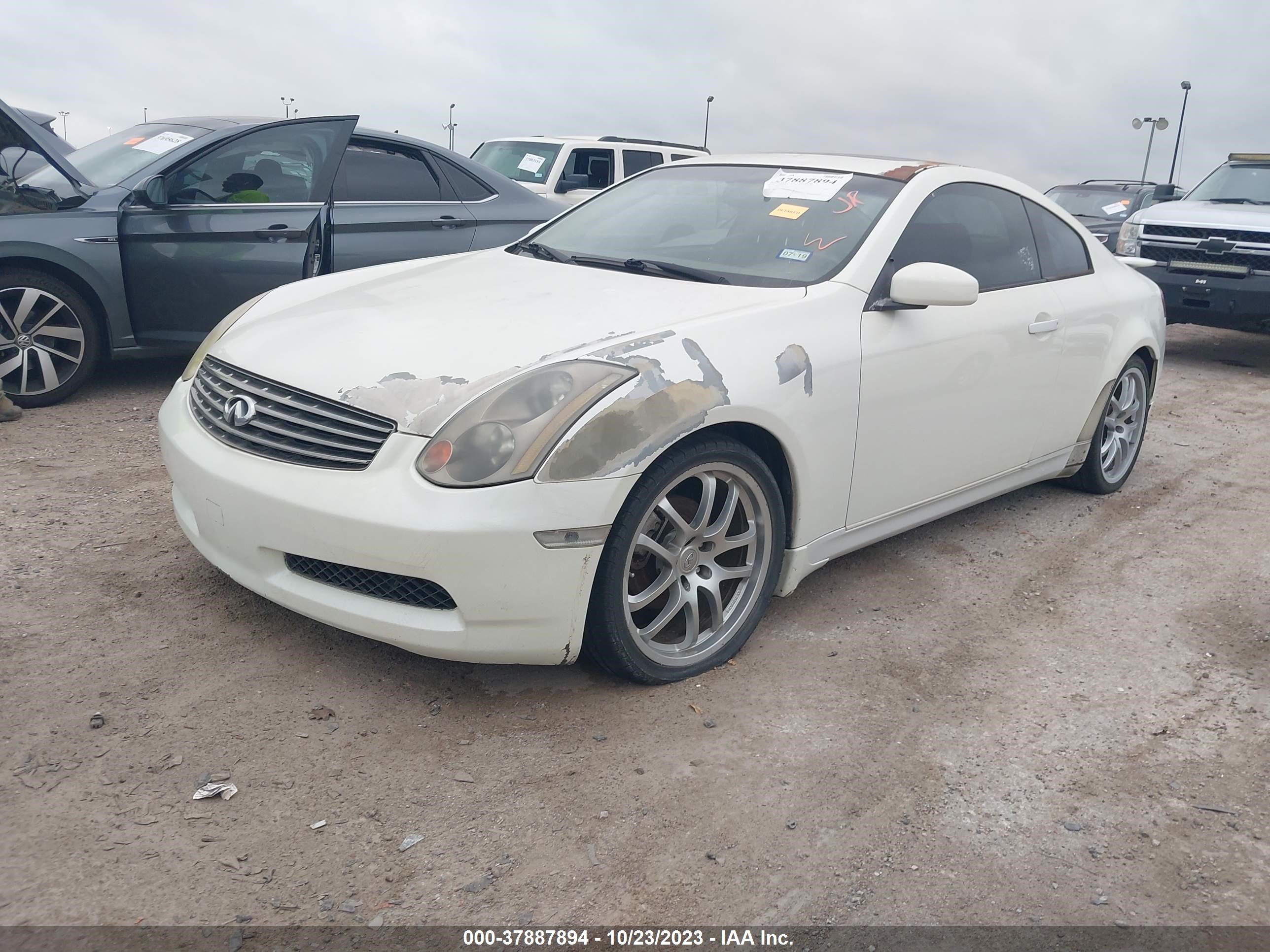 Photo 1 VIN: JNKCV54E34M815100 - INFINITI G 