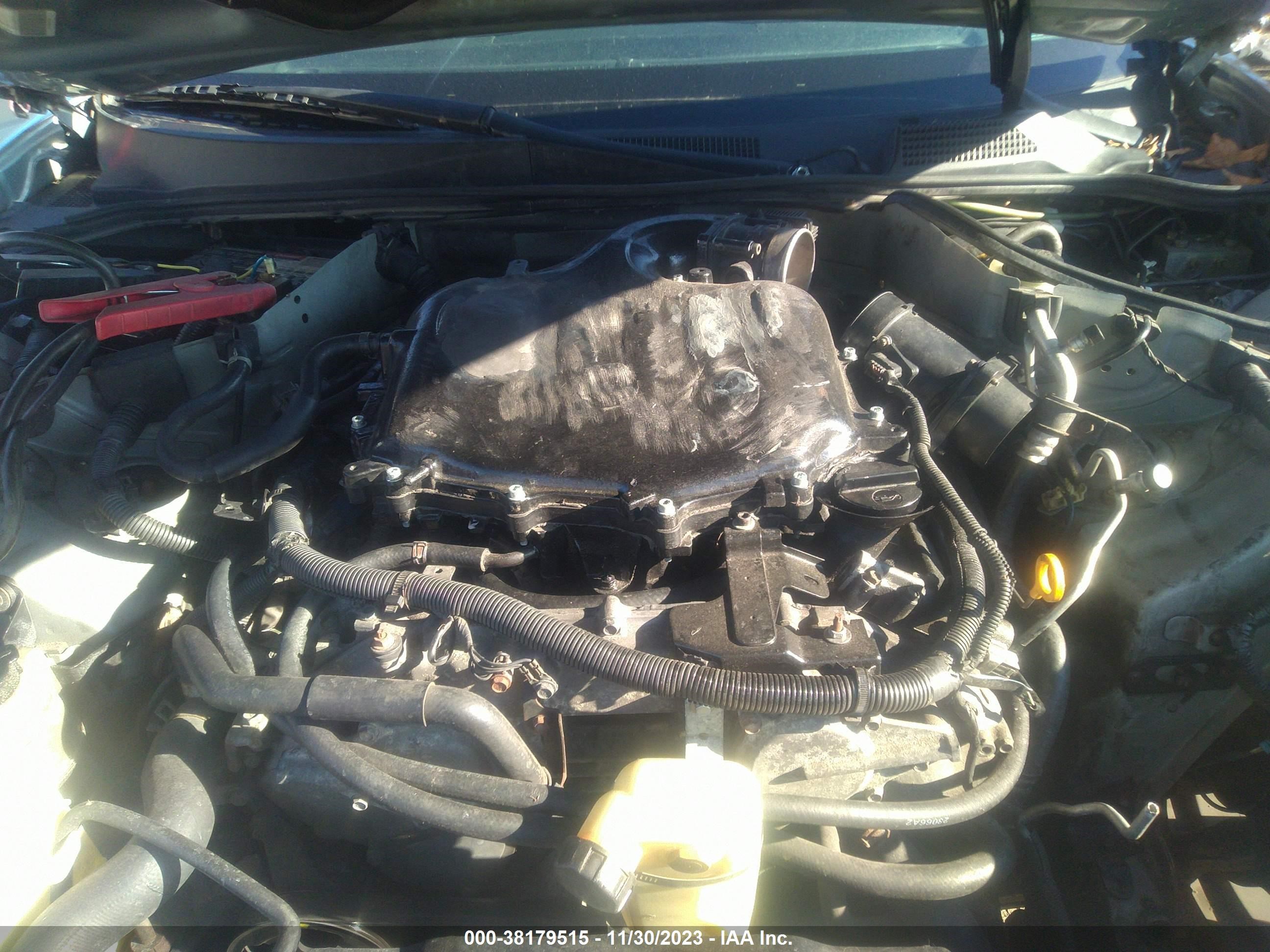 Photo 9 VIN: JNKCV54E35M409996 - INFINITI G 