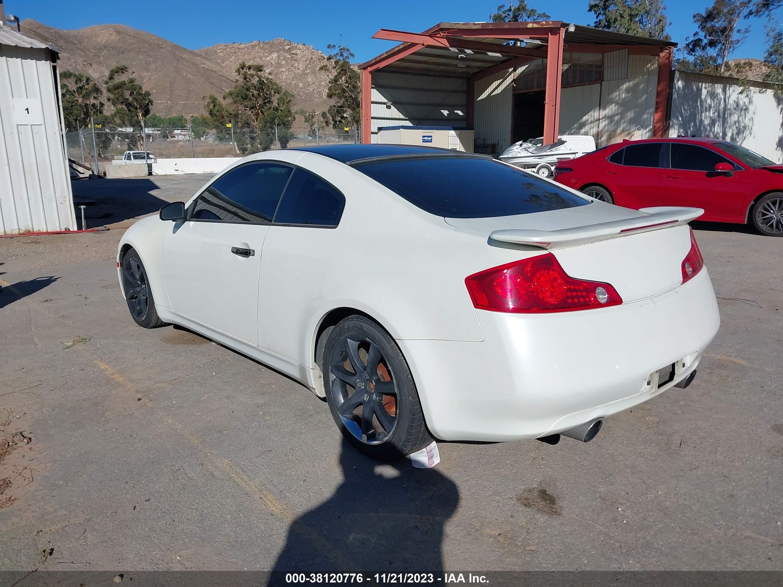 Photo 2 VIN: JNKCV54E43M210971 - INFINITI G 