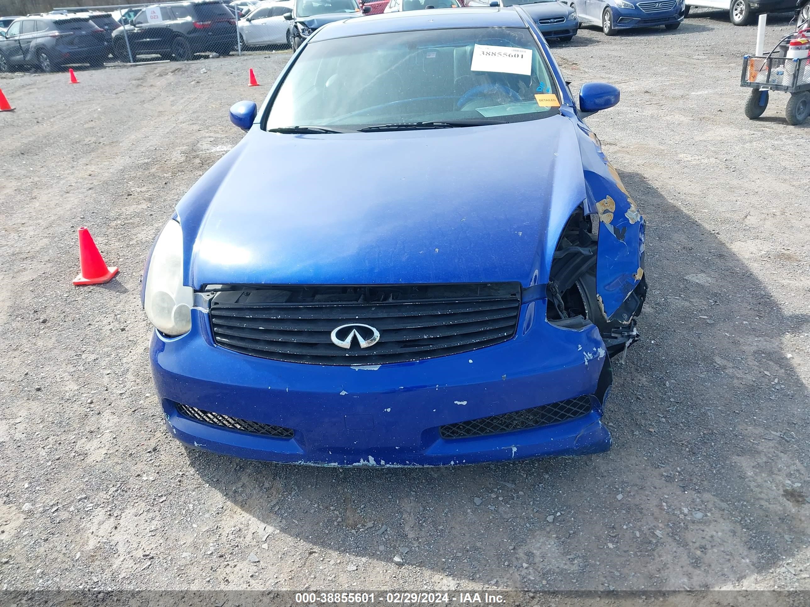 Photo 5 VIN: JNKCV54E54M811162 - INFINITI G 