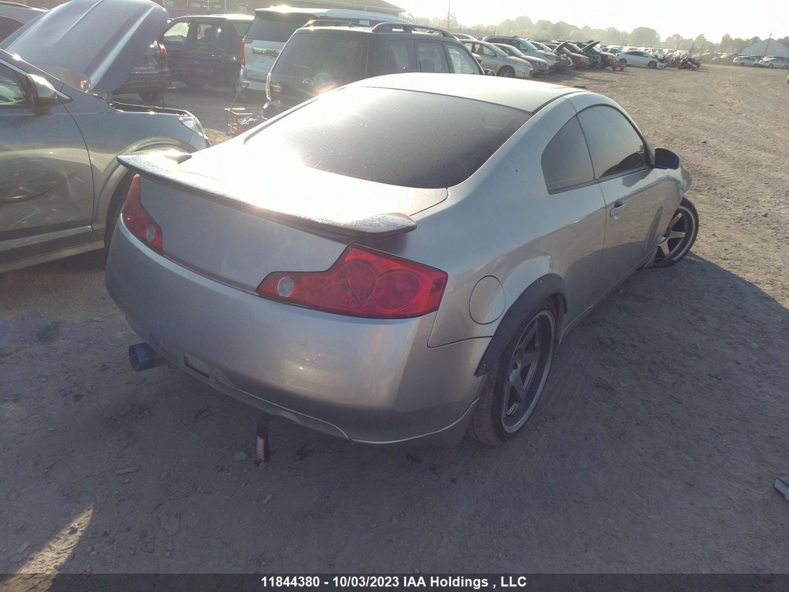 Photo 3 VIN: JNKCV54E64M822736 - INFINITI G 