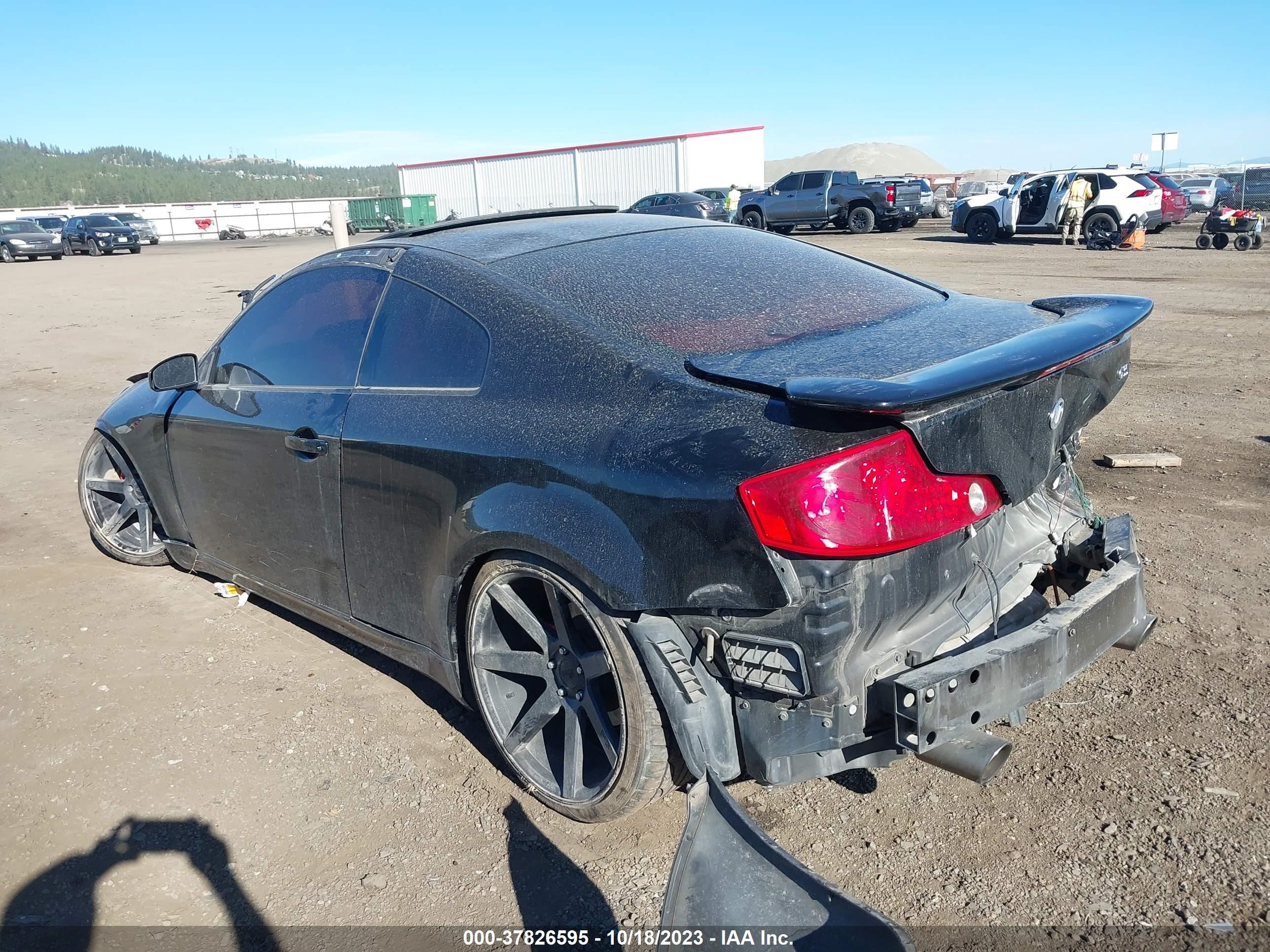 Photo 2 VIN: JNKCV54E65M406428 - INFINITI G 