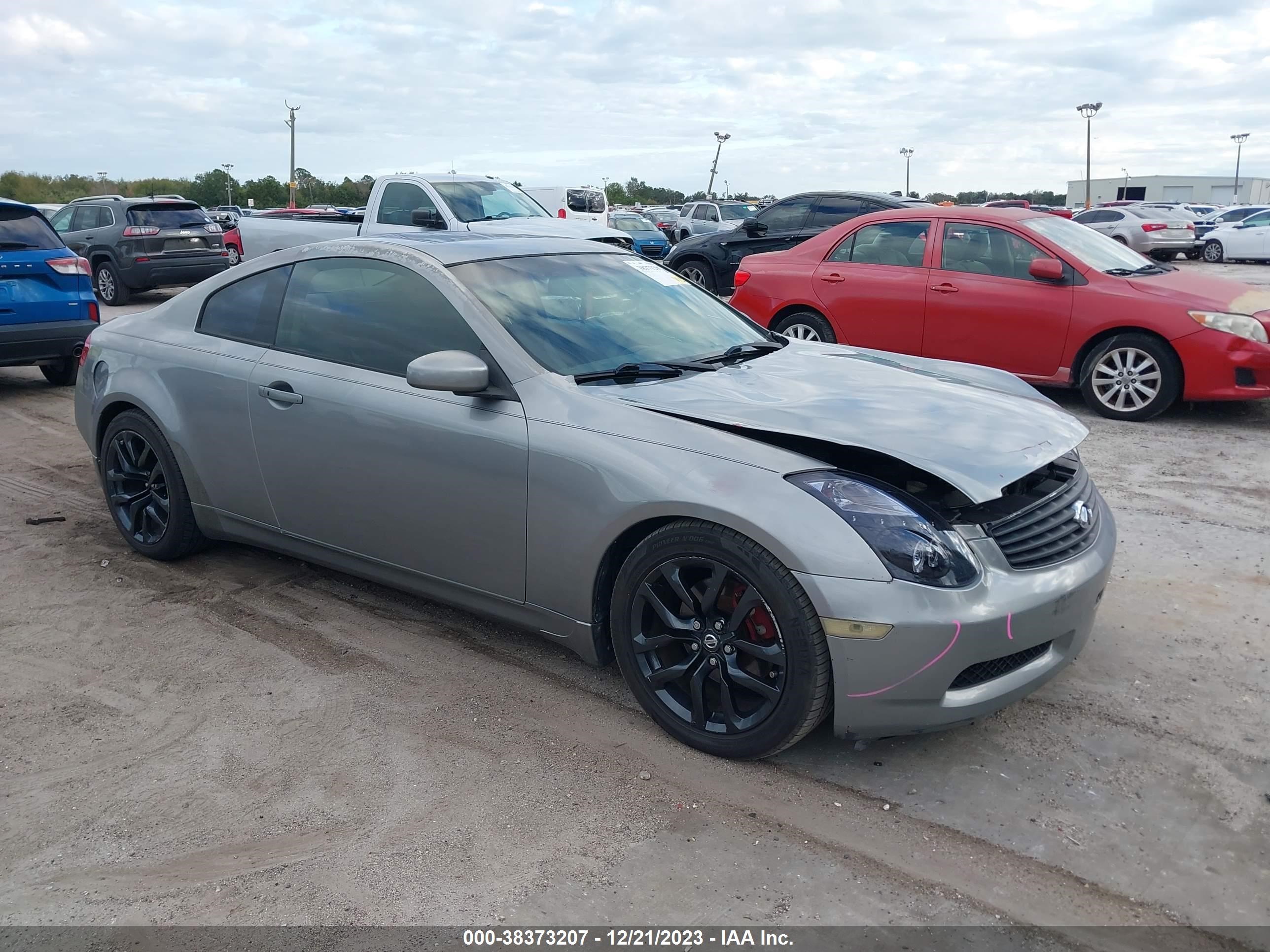 Photo 0 VIN: JNKCV54E67M902512 - INFINITI G 