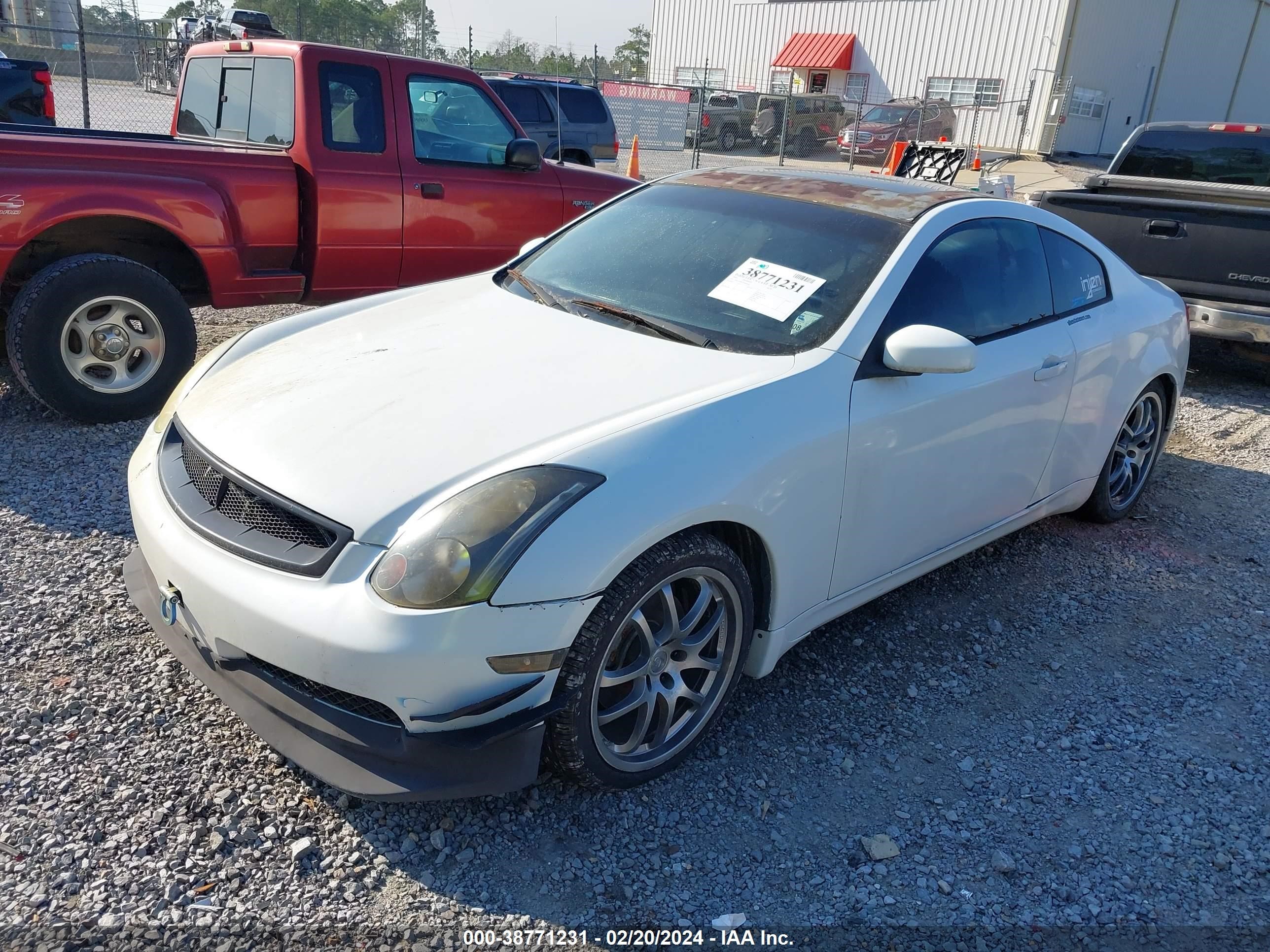 Photo 1 VIN: JNKCV54E75M404042 - INFINITI G 