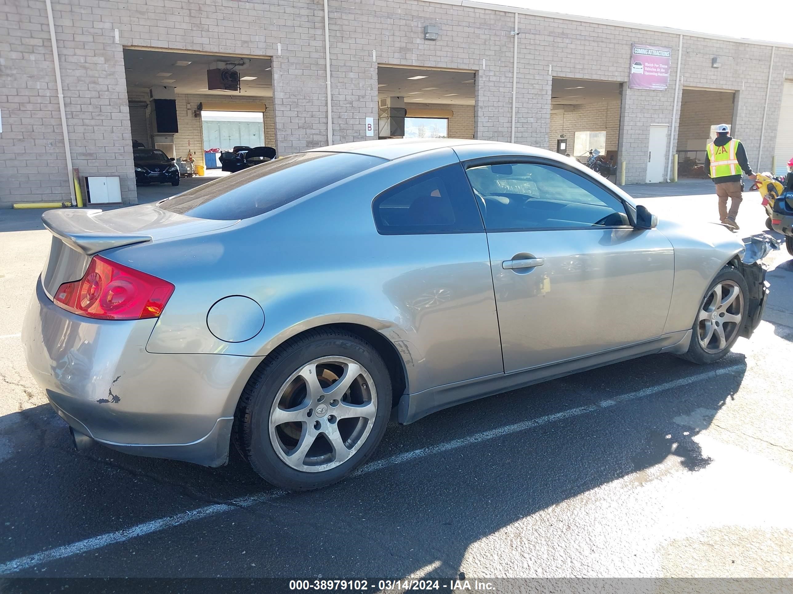 Photo 3 VIN: JNKCV54E76M722308 - INFINITI G 