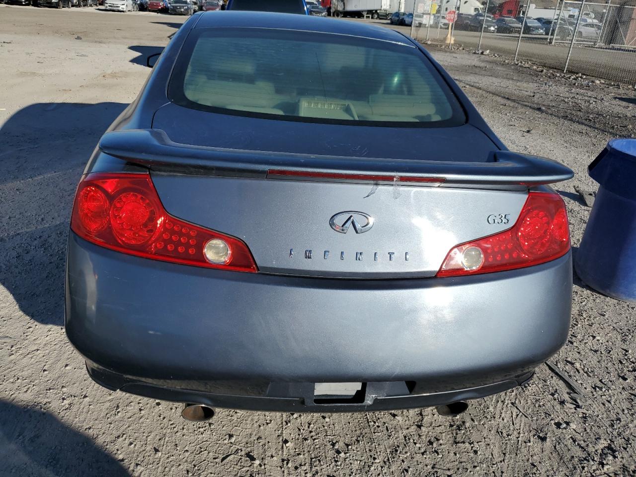 Photo 5 VIN: JNKCV54E85M416975 - INFINITI G 