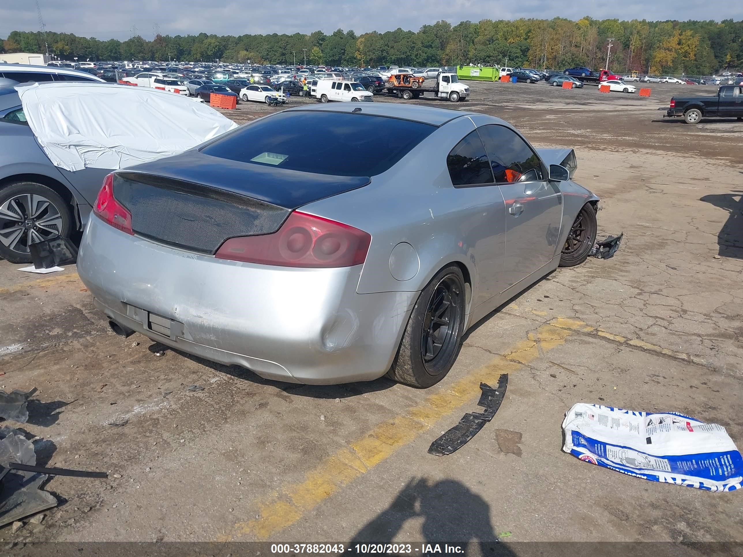 Photo 3 VIN: JNKCV54E86M714427 - INFINITI G 