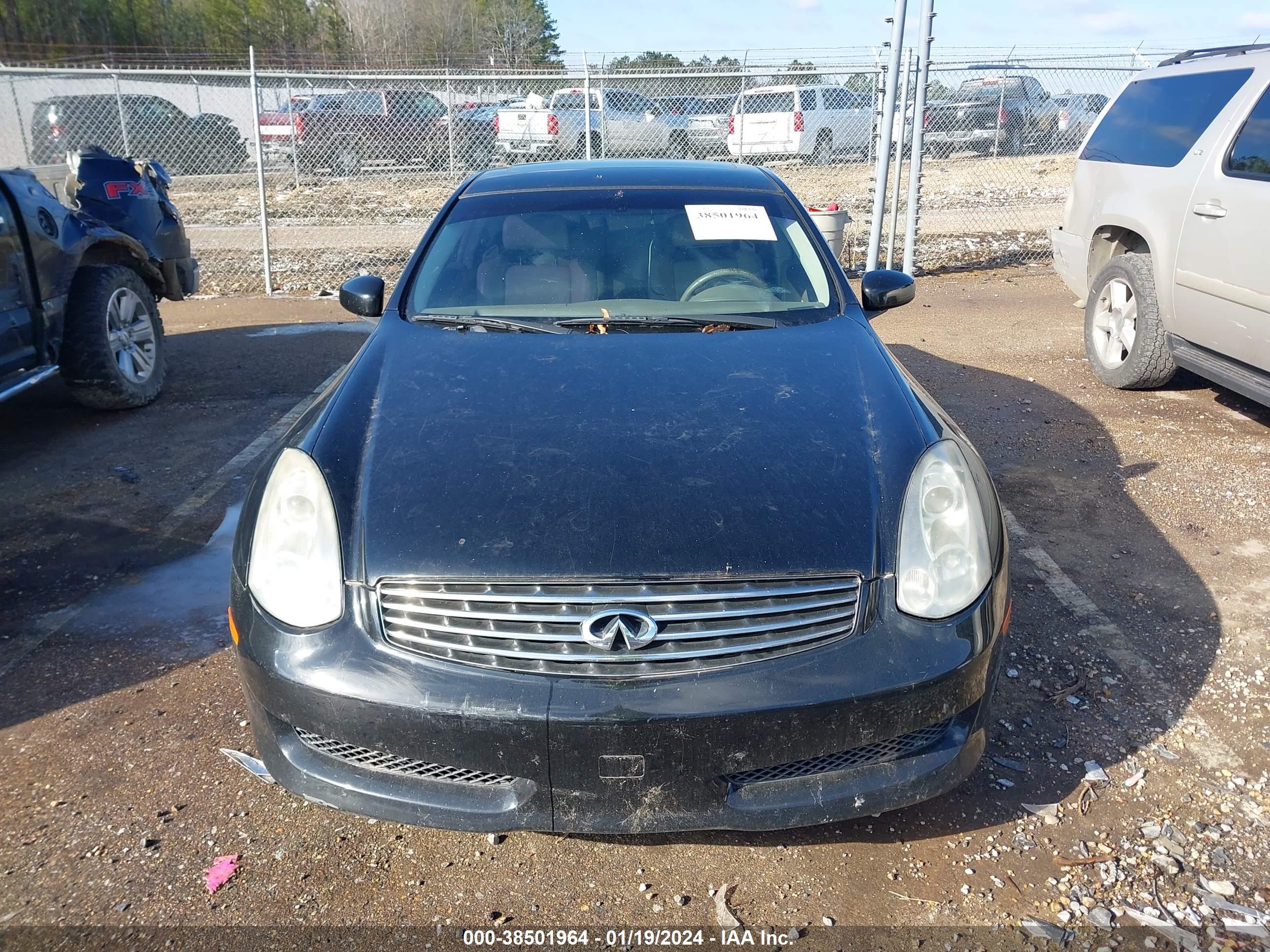 Photo 10 VIN: JNKCV54E87M905122 - INFINITI G 