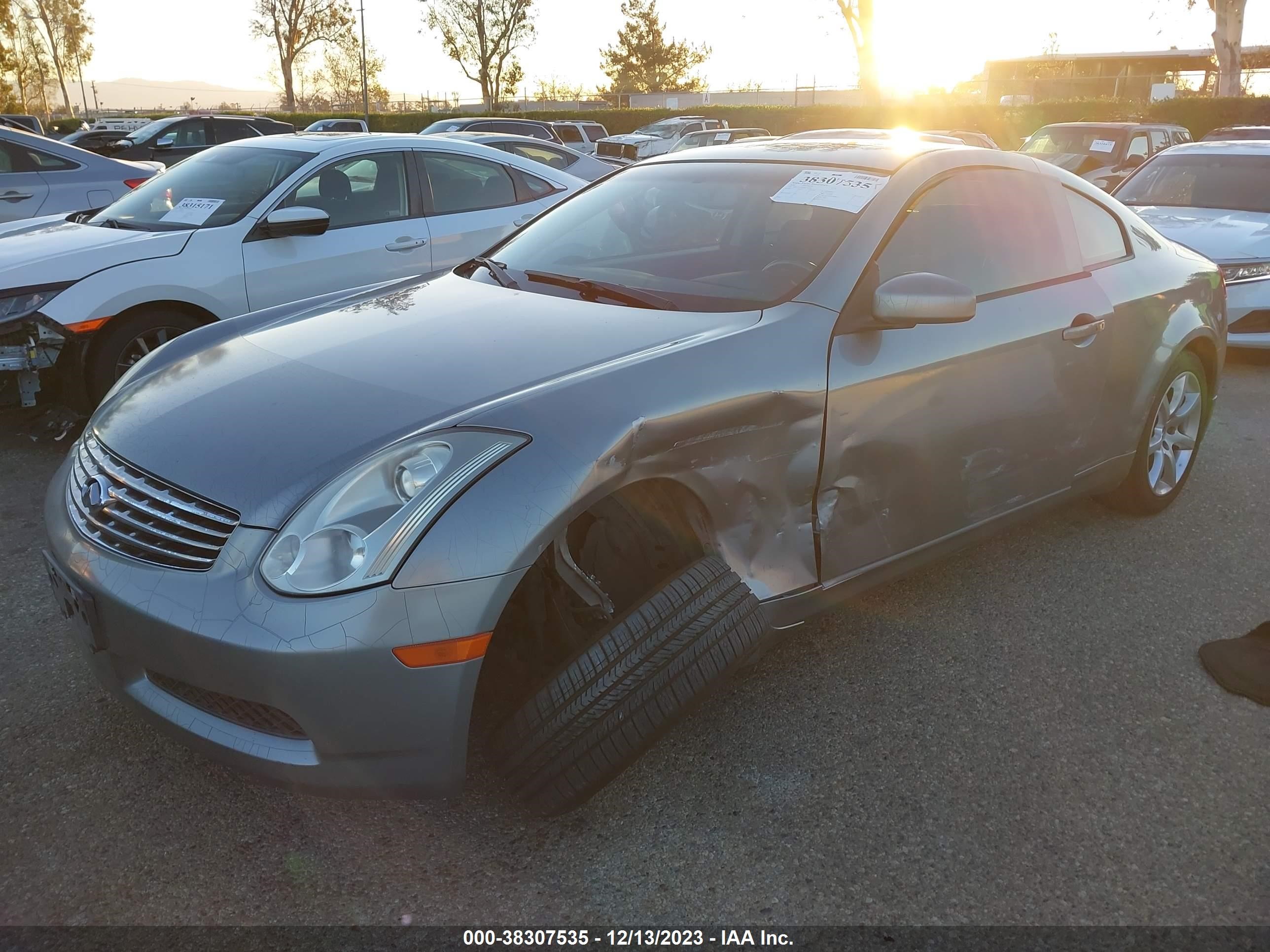 Photo 1 VIN: JNKCV54E96M716929 - INFINITI G 