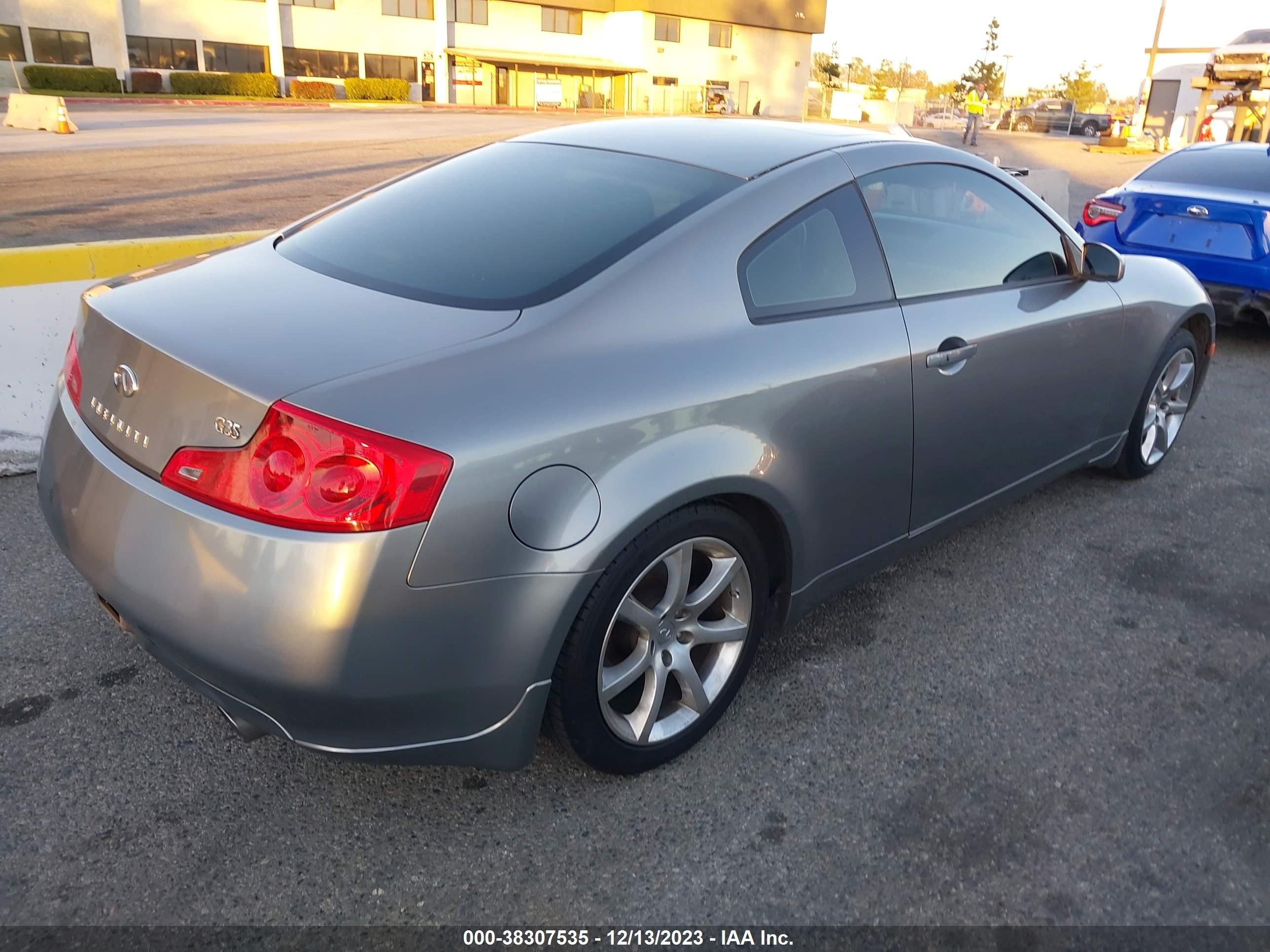 Photo 3 VIN: JNKCV54E96M716929 - INFINITI G 