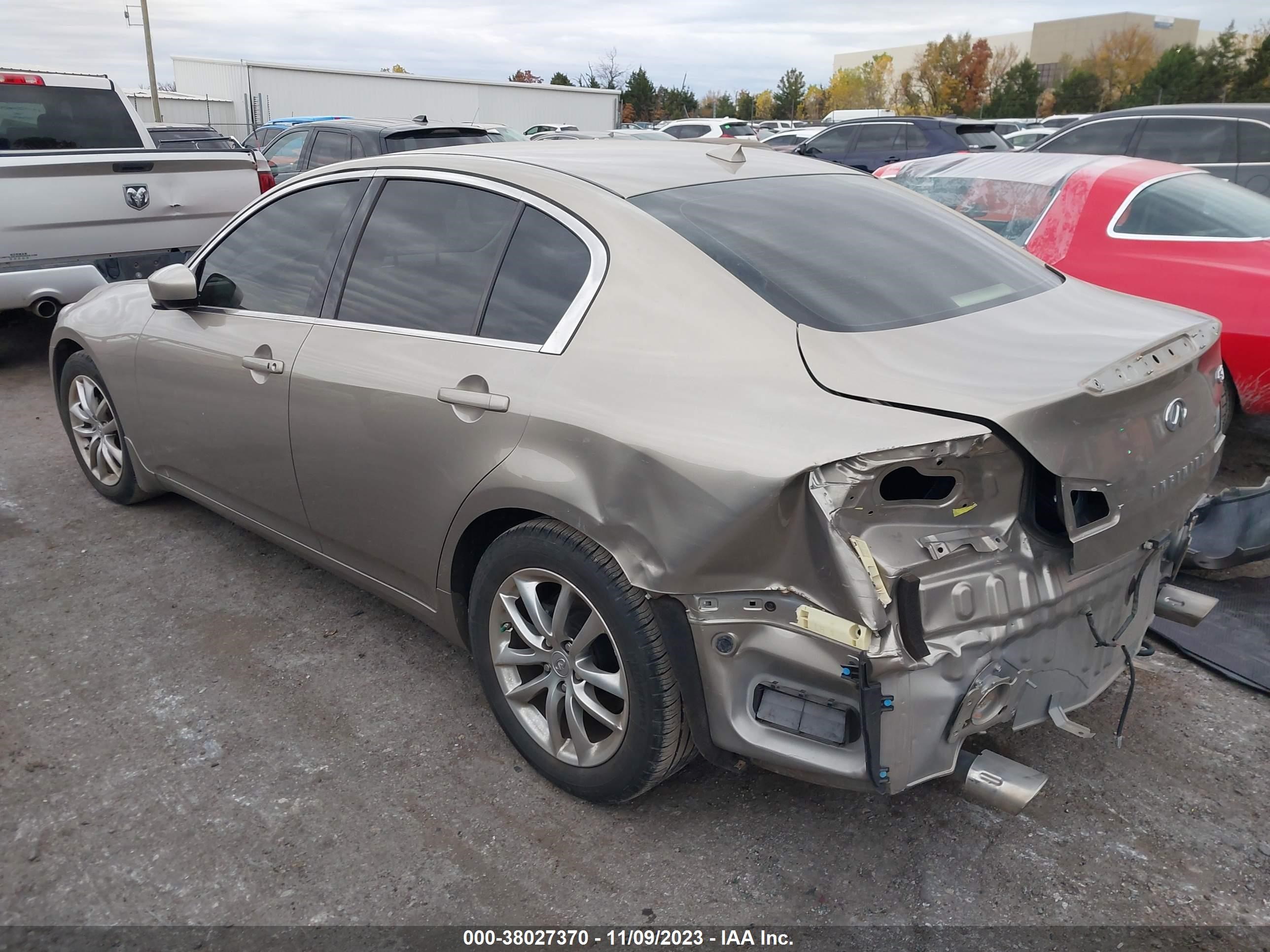 Photo 2 VIN: JNKCV61E19M302512 - INFINITI G 