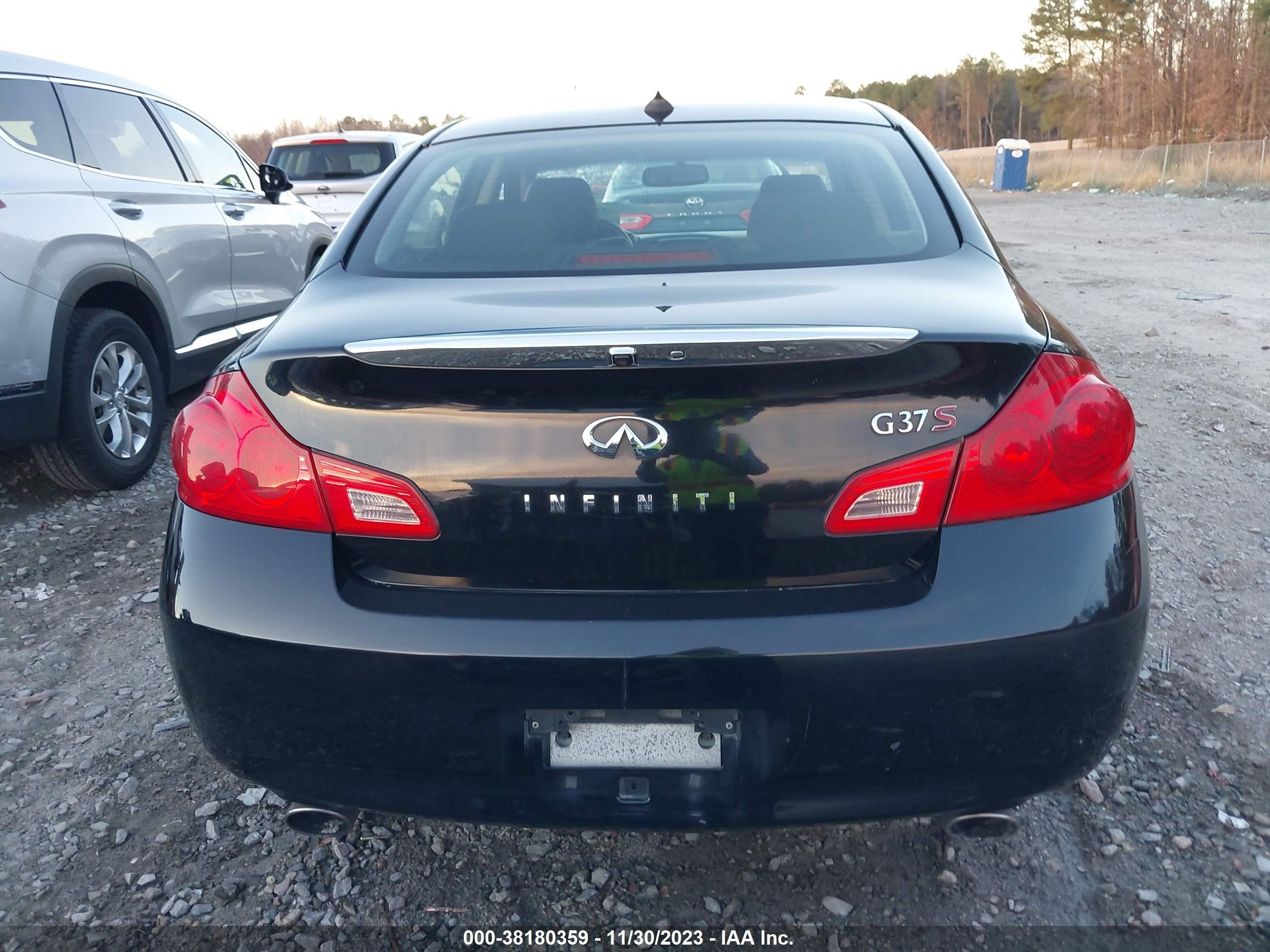 Photo 15 VIN: JNKCV61E39M012160 - INFINITI G 