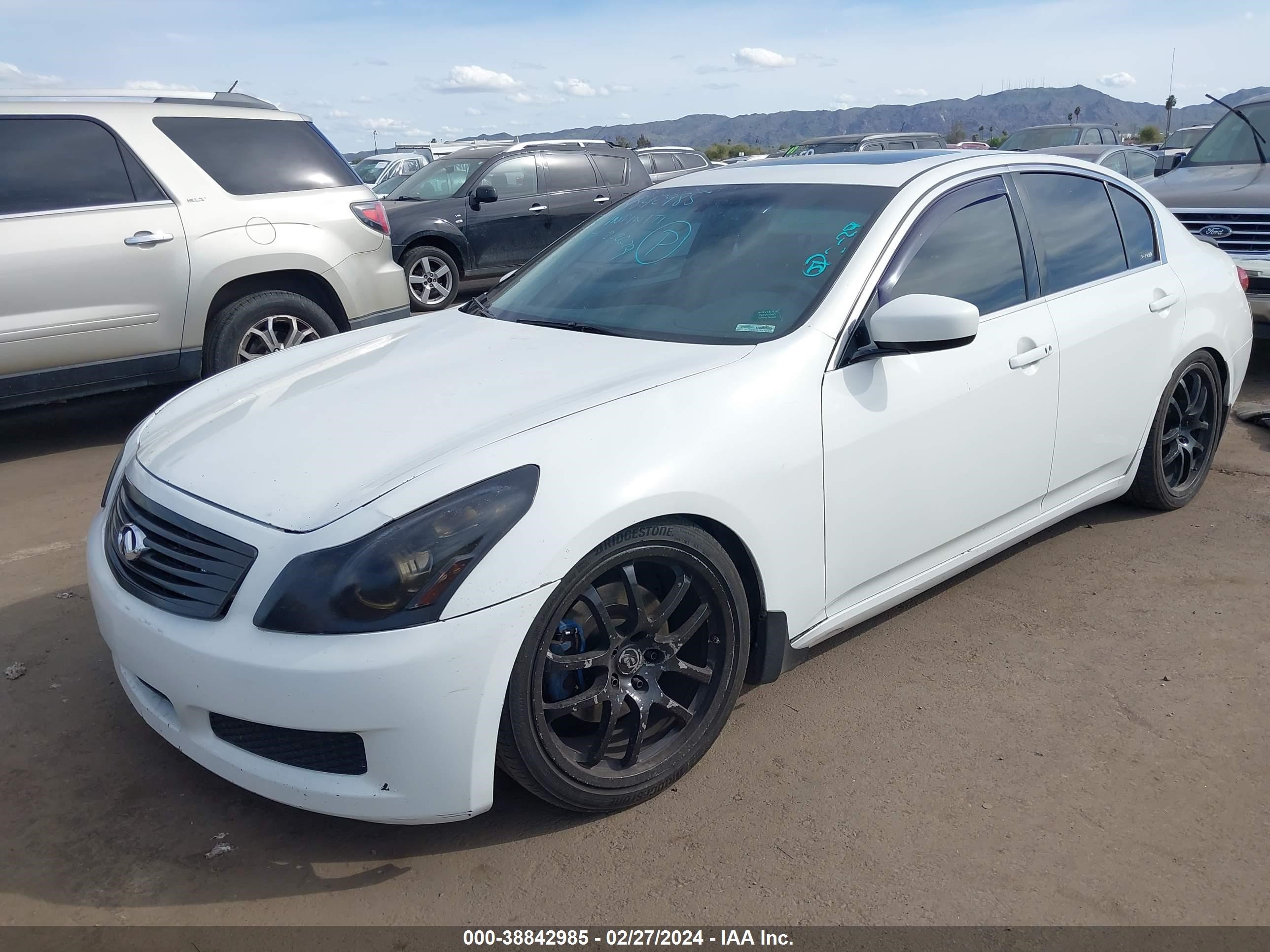 Photo 1 VIN: JNKCV61E49M010871 - INFINITI G 