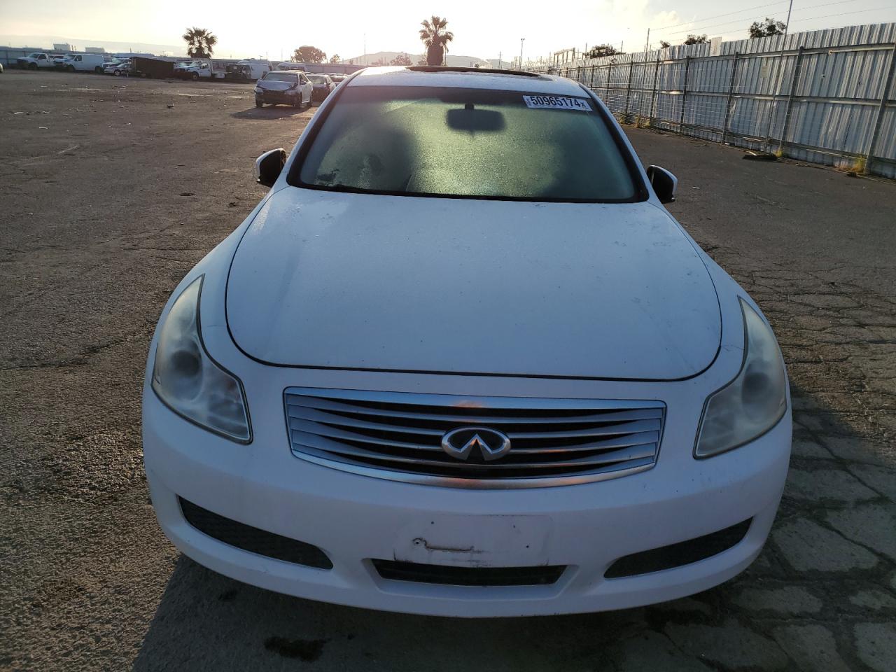 Photo 4 VIN: JNKCV61E59M013701 - INFINITI G 