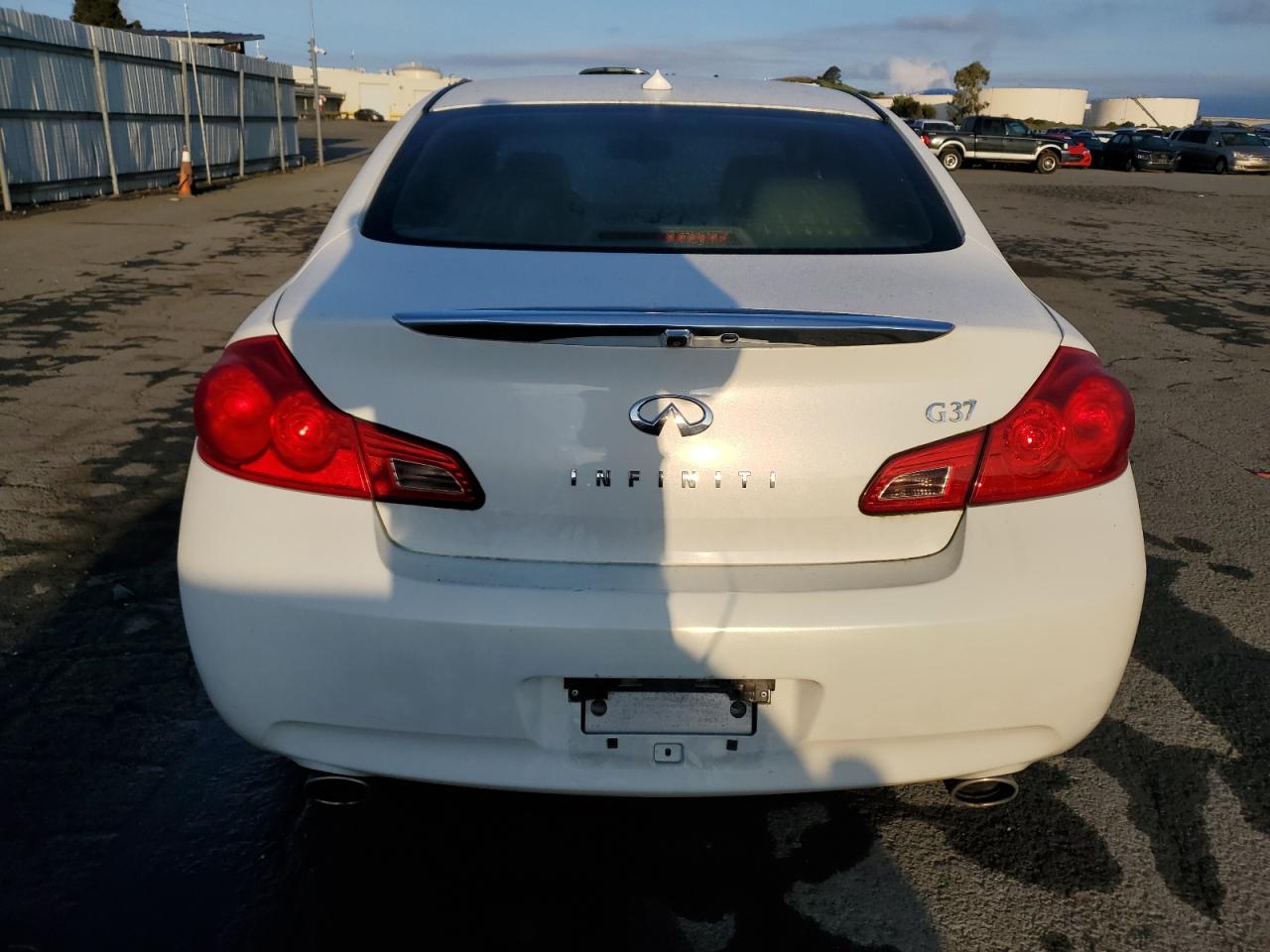 Photo 5 VIN: JNKCV61E59M013701 - INFINITI G 