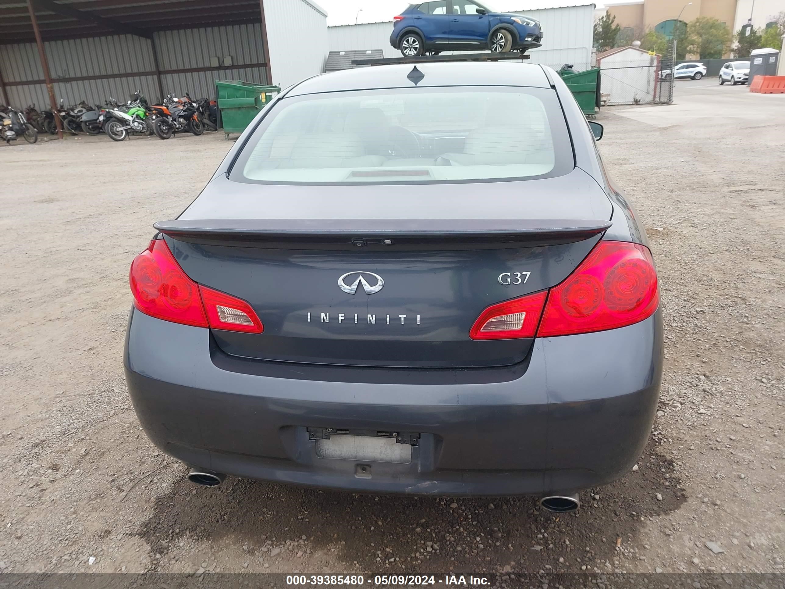 Photo 15 VIN: JNKCV61E69M305342 - INFINITI G 