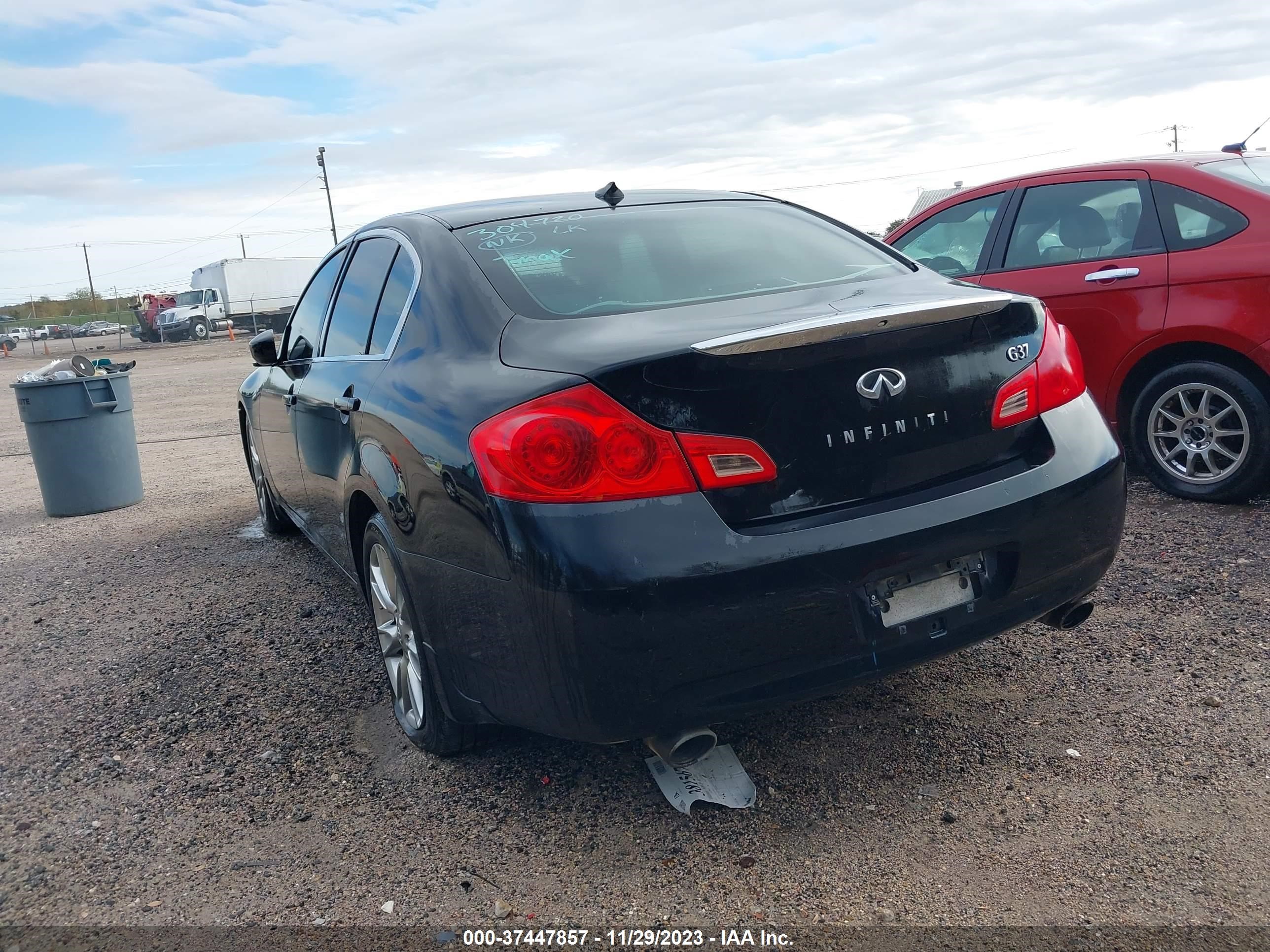 Photo 2 VIN: JNKCV61E79M304720 - INFINITI G 