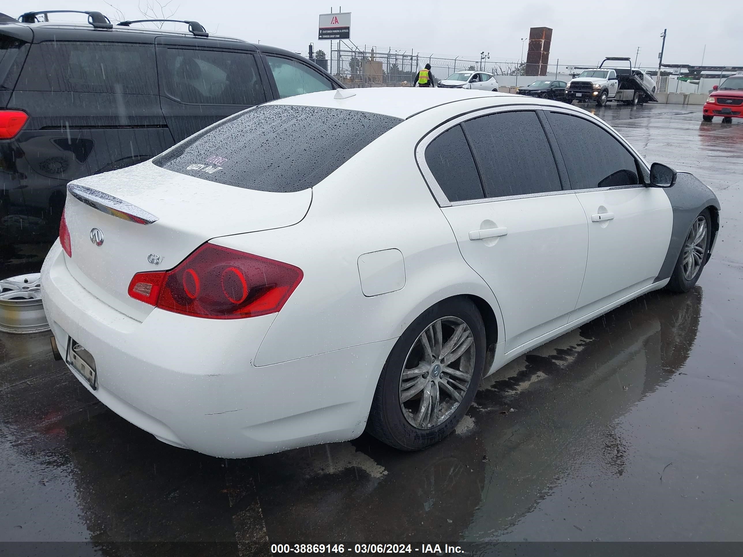 Photo 3 VIN: JNKCV61E89M311756 - INFINITI G 