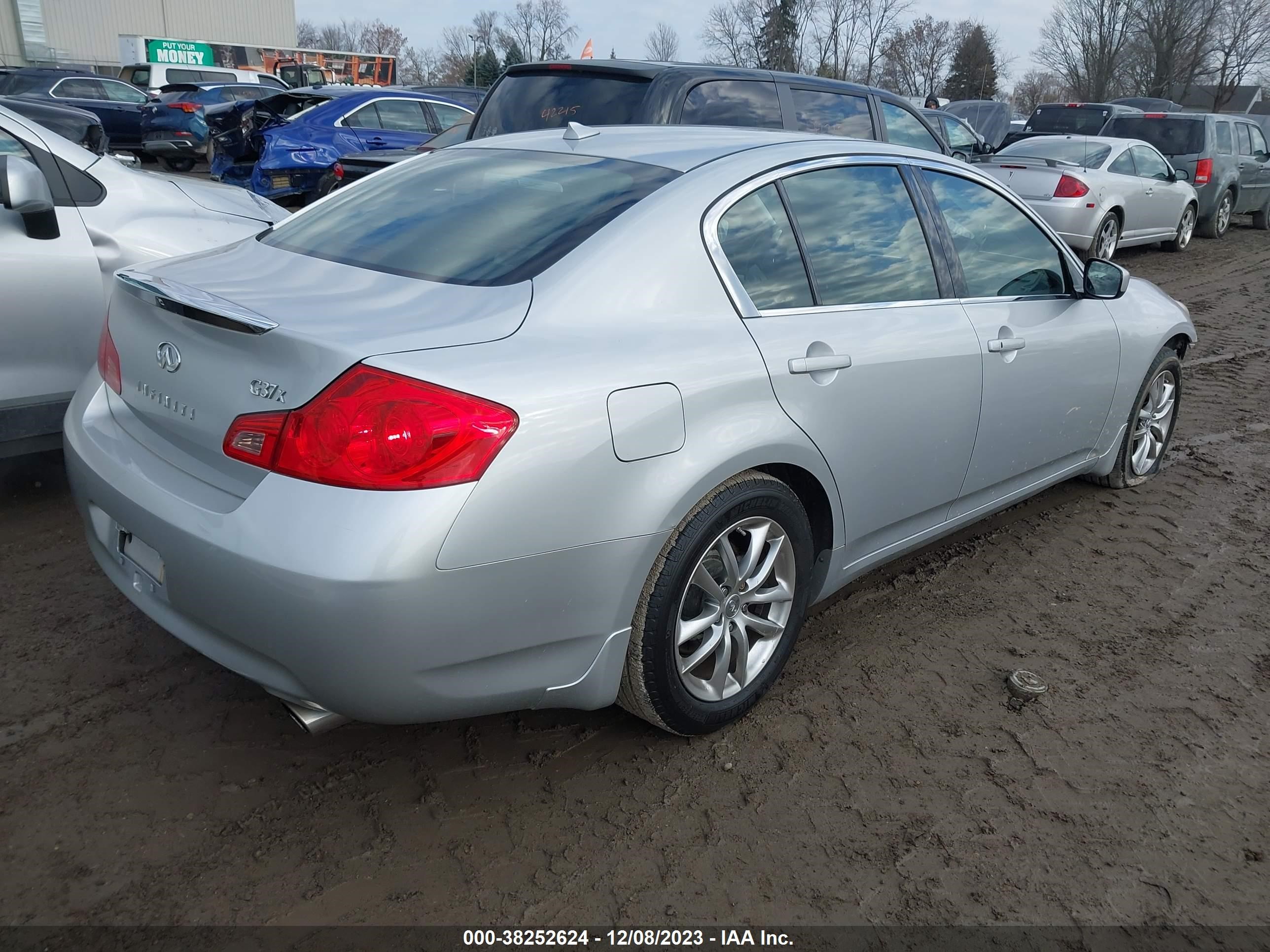 Photo 3 VIN: JNKCV61F09M052706 - INFINITI G 