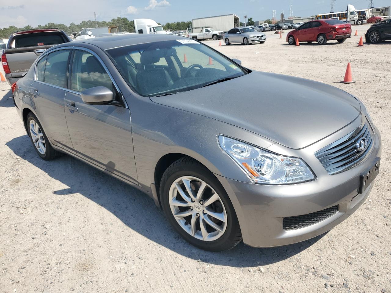 Photo 3 VIN: JNKCV61F19M360953 - INFINITI G 