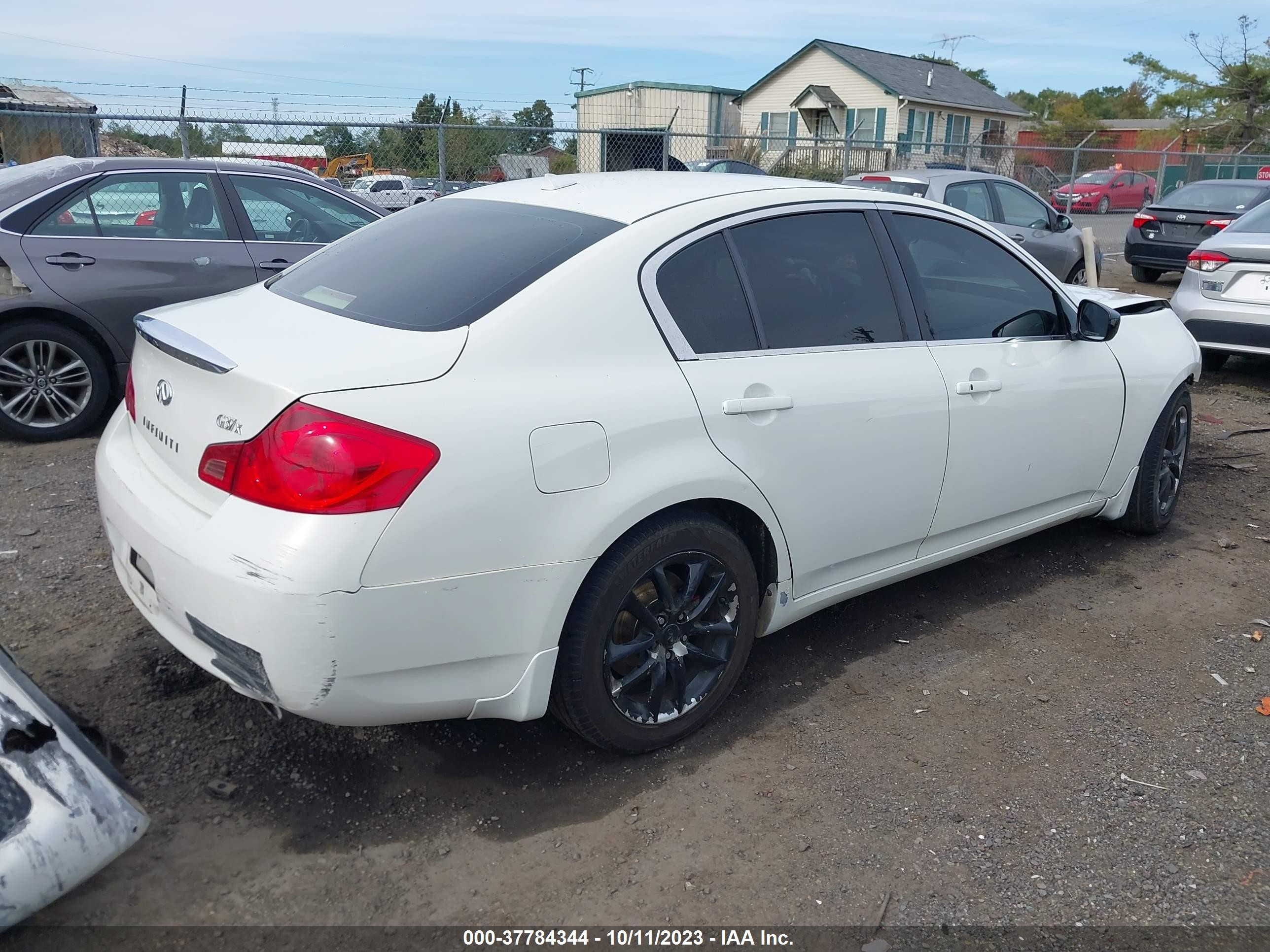 Photo 3 VIN: JNKCV61F29M354062 - INFINITI G 