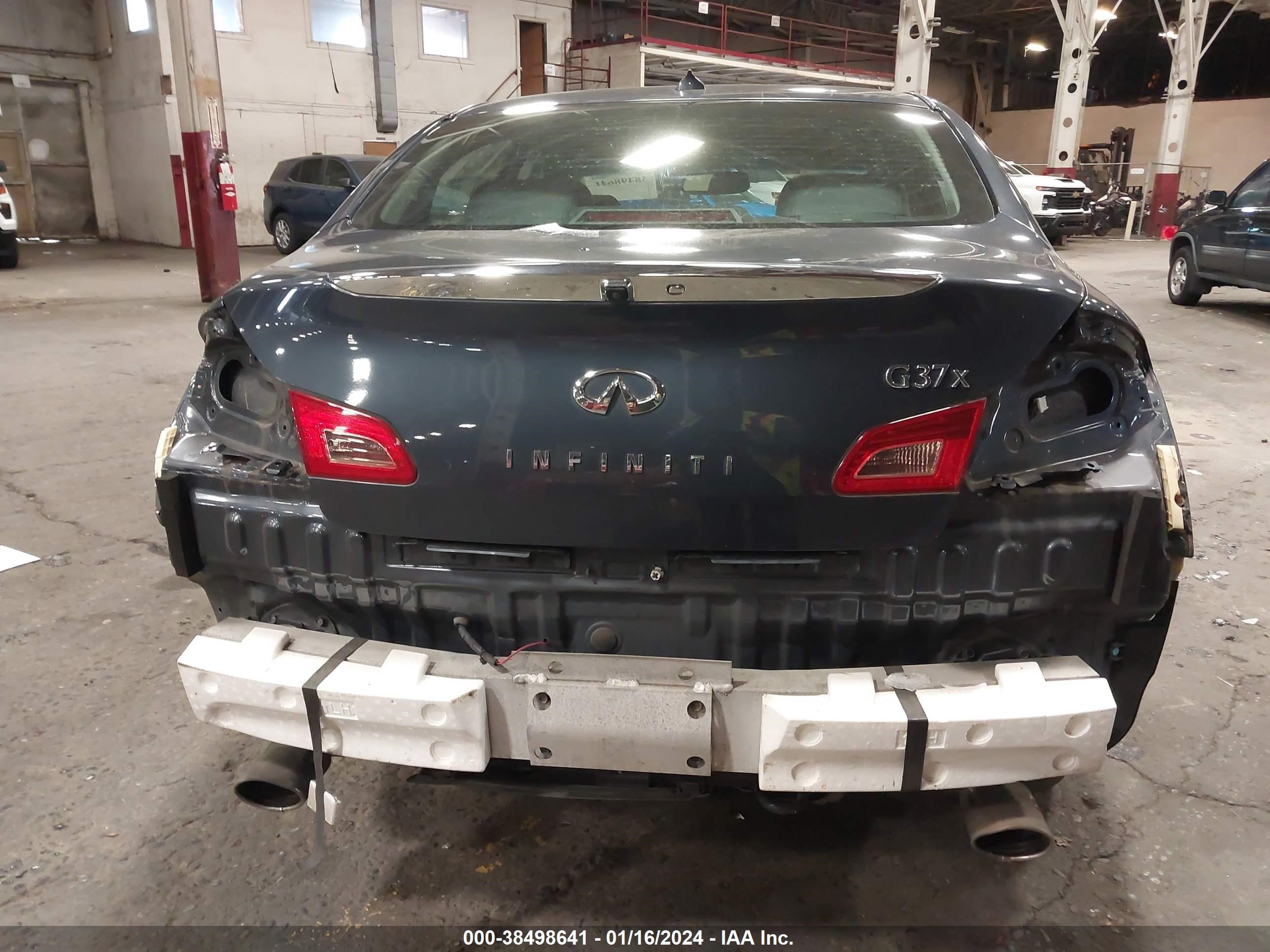 Photo 16 VIN: JNKCV61F39M358962 - INFINITI G 