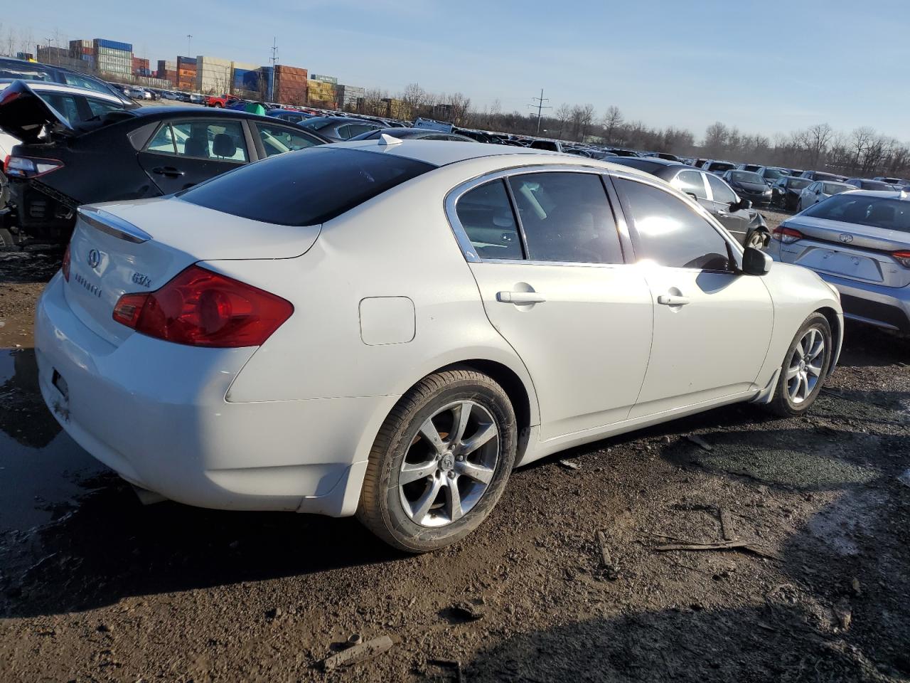 Photo 2 VIN: JNKCV61F49M054023 - INFINITI G 