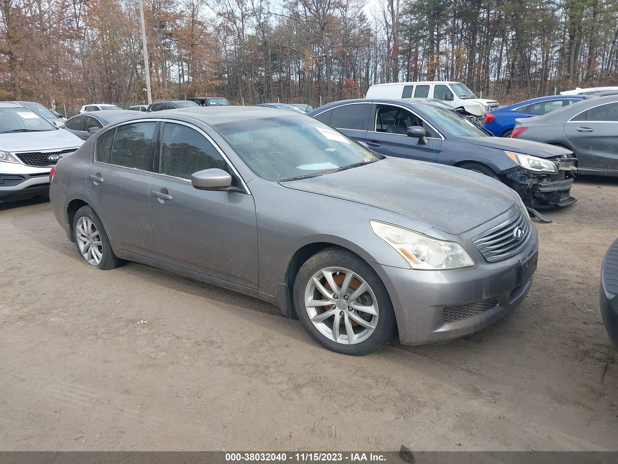 Photo 0 VIN: JNKCV61F79M355983 - INFINITI G 