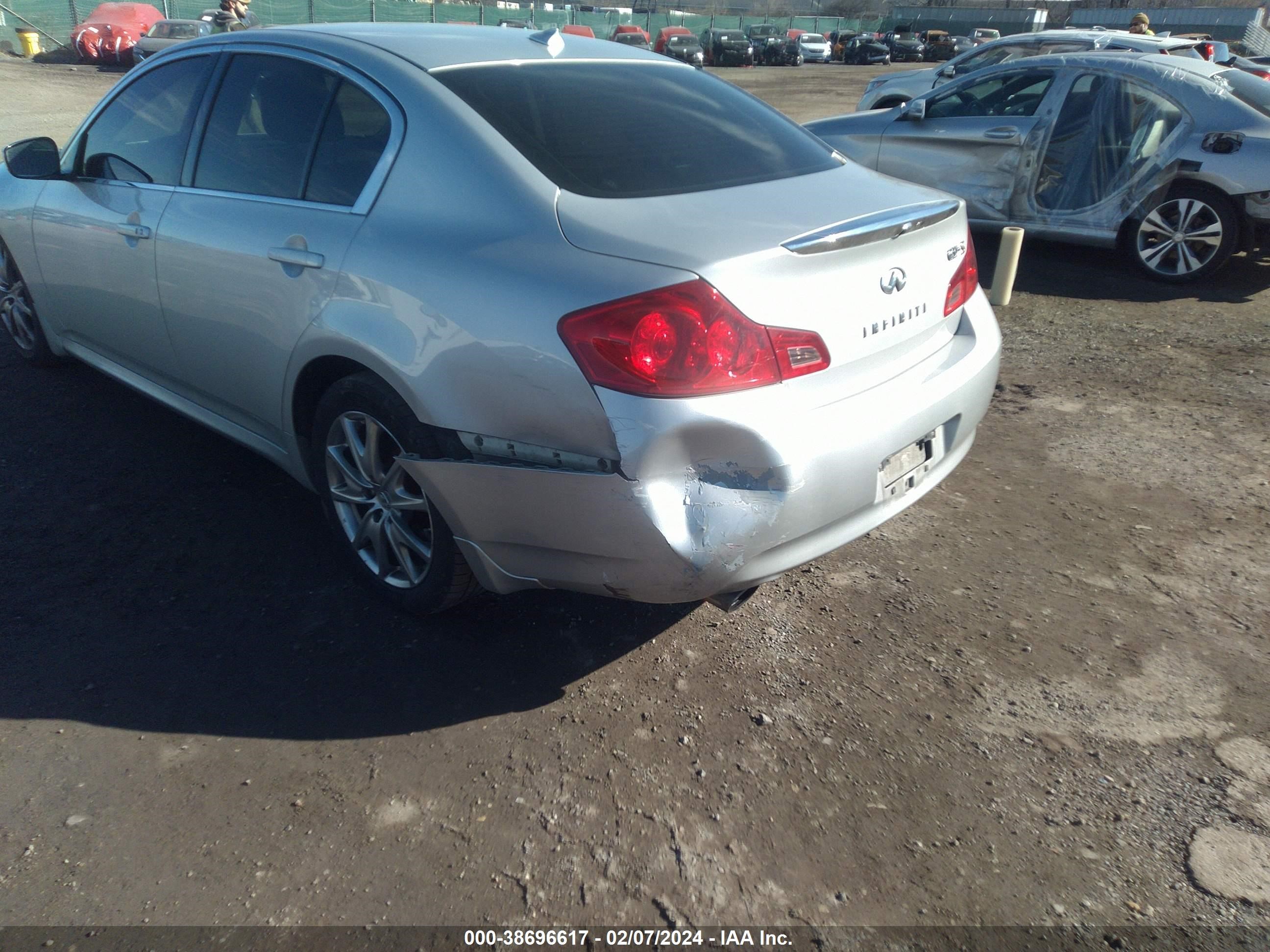 Photo 5 VIN: JNKCV61F79M360598 - INFINITI G 