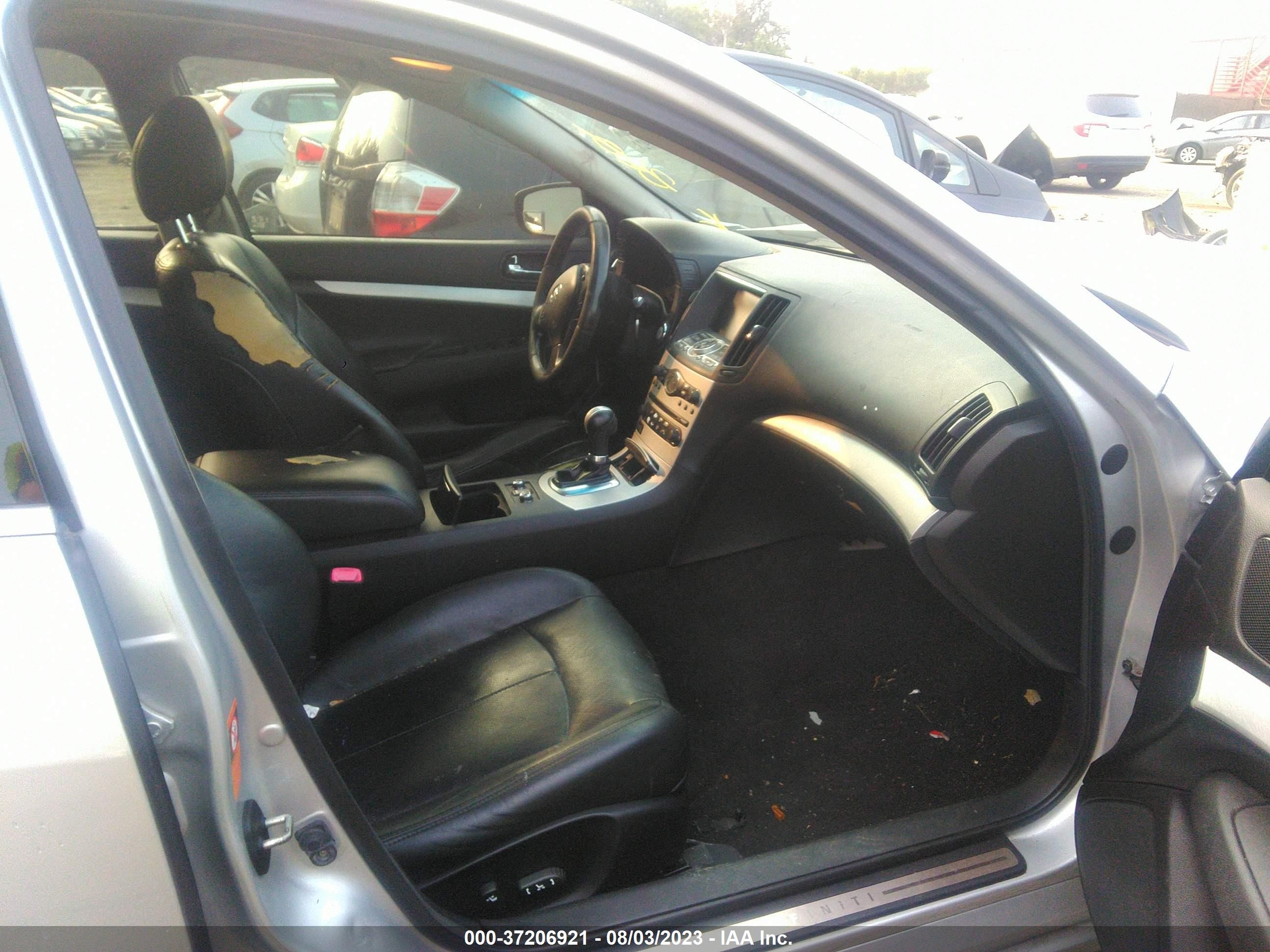 Photo 4 VIN: JNKCV61F89M362196 - INFINITI G 