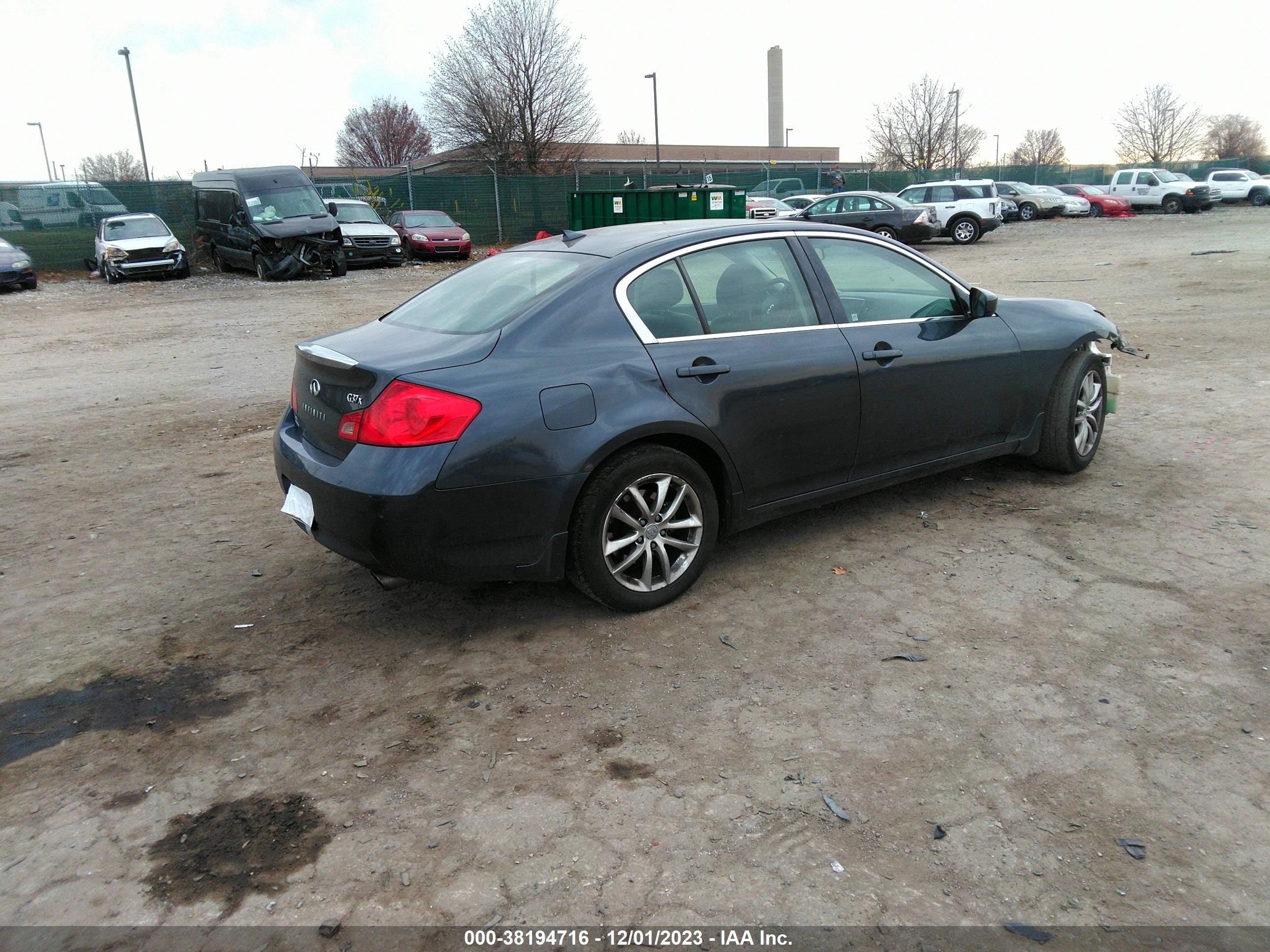 Photo 3 VIN: JNKCV61F99M356276 - INFINITI G 