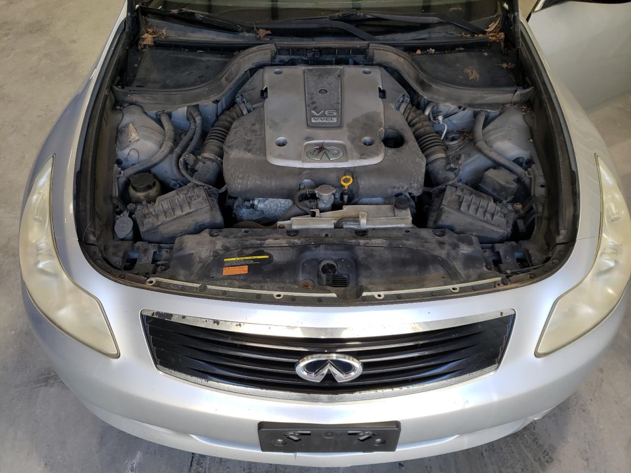 Photo 10 VIN: JNKCV61FX9M353533 - INFINITI G 