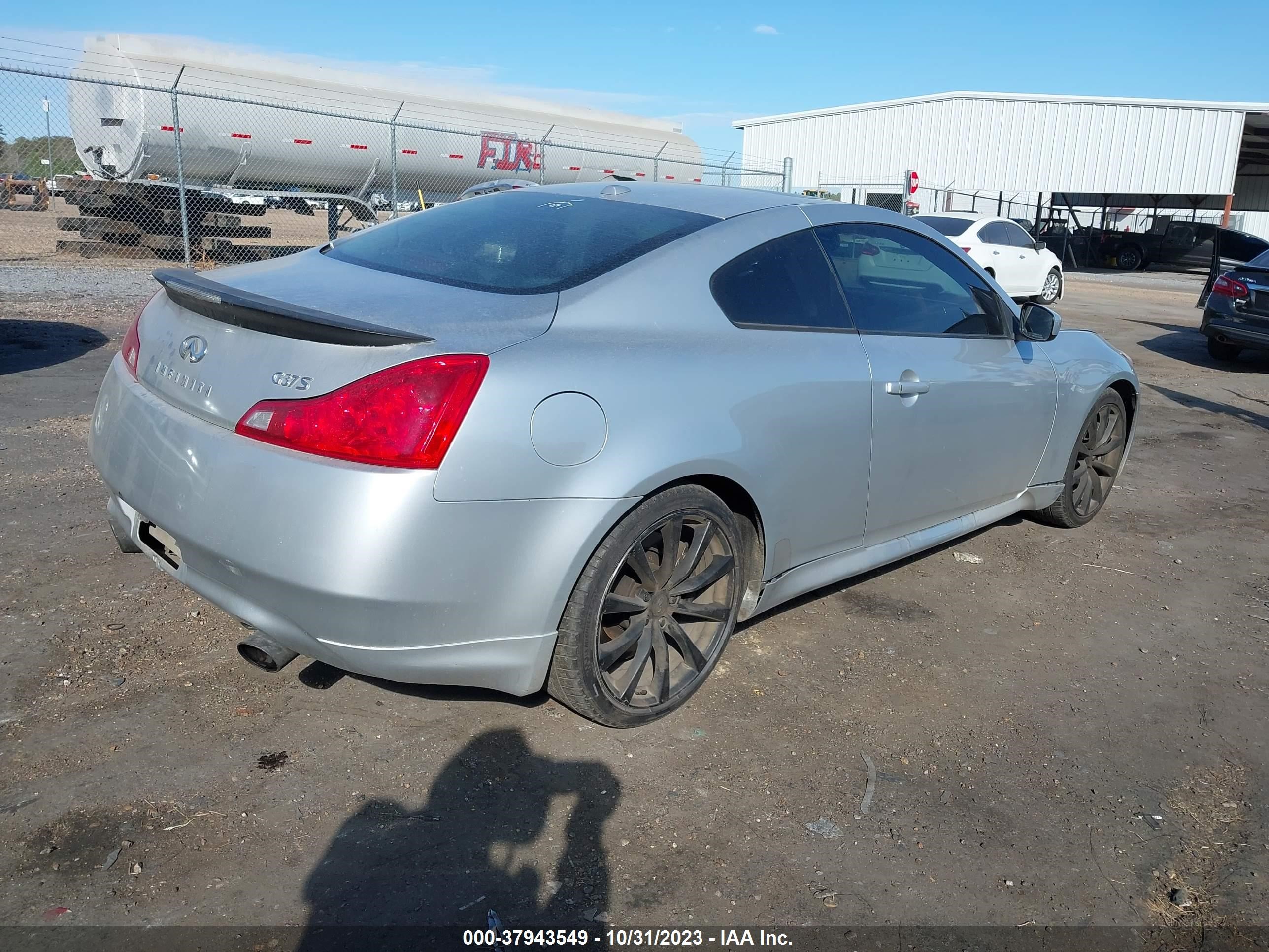 Photo 3 VIN: JNKCV64E18M106452 - INFINITI G 