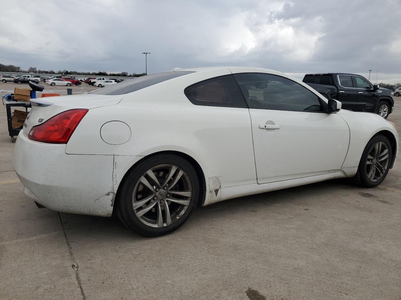 Photo 2 VIN: JNKCV64E29M600191 - INFINITI G 