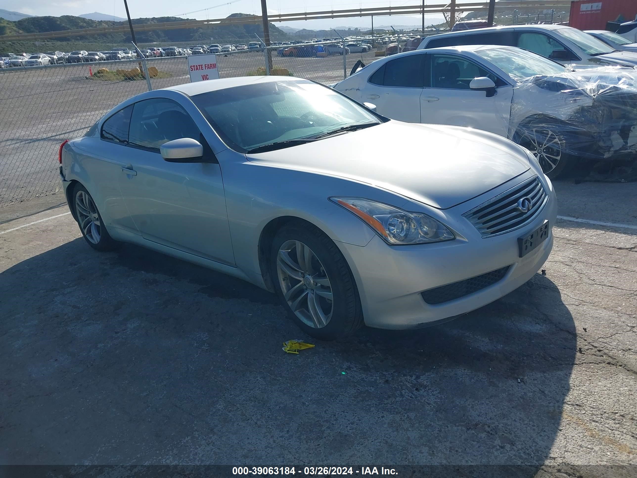 Photo 0 VIN: JNKCV64E29M604886 - INFINITI G 